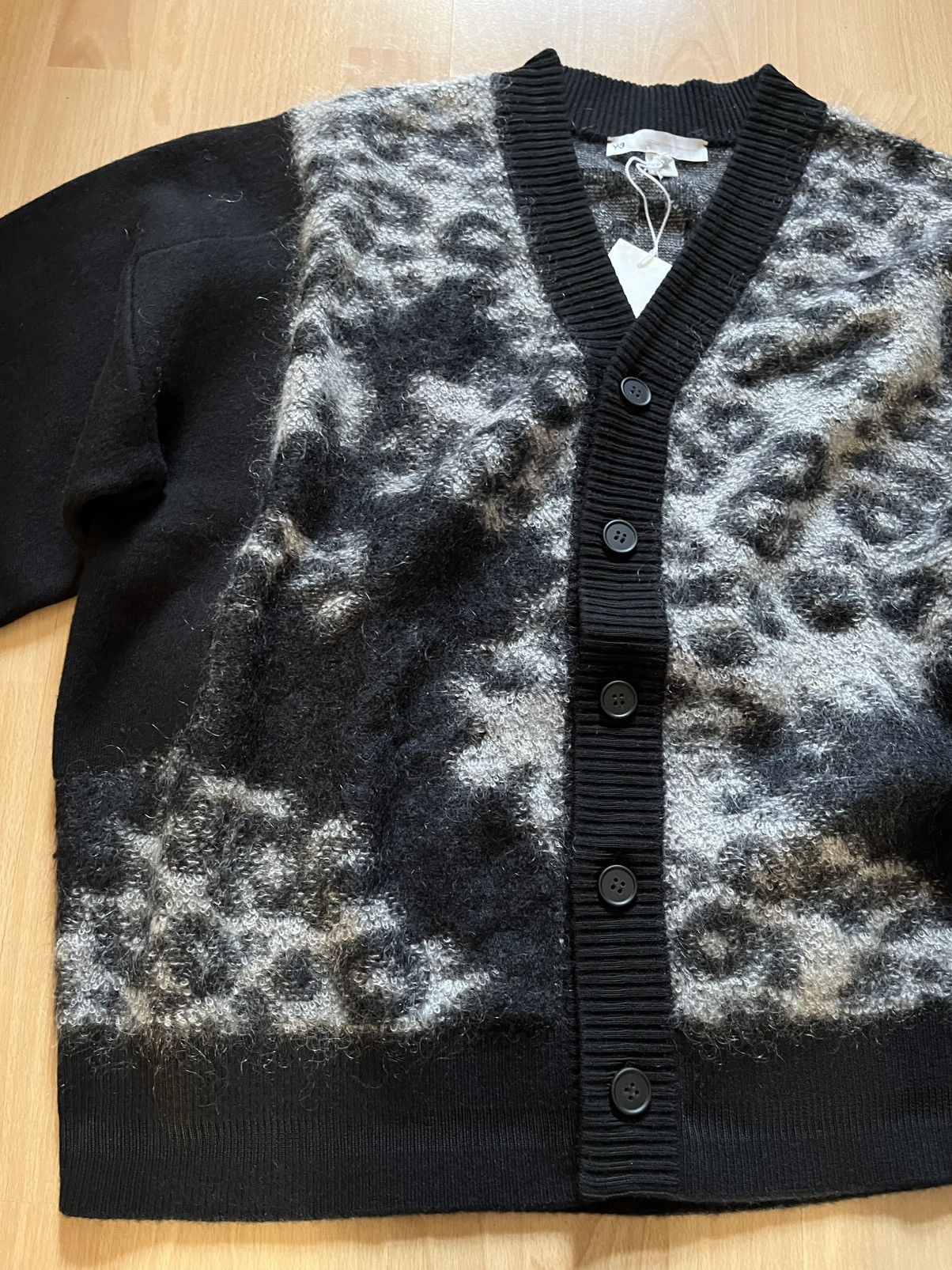Y-3 Y-3 mohair wool Leopard cardigan yohji yammamoto x adidas L Size US L / EU 52-54 / 3 - 5 Thumbnail