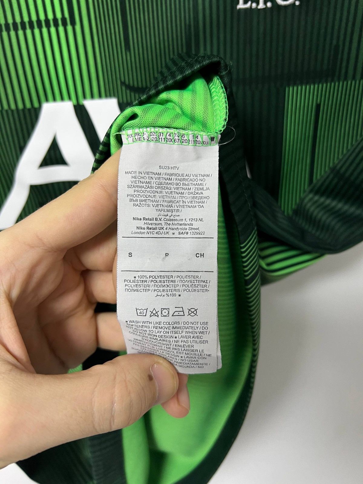 Nike Liverpool 2023-2024 Pre match Training Football Shirt Nike S Size US S / EU 44-46 / 1 - 12 Thumbnail