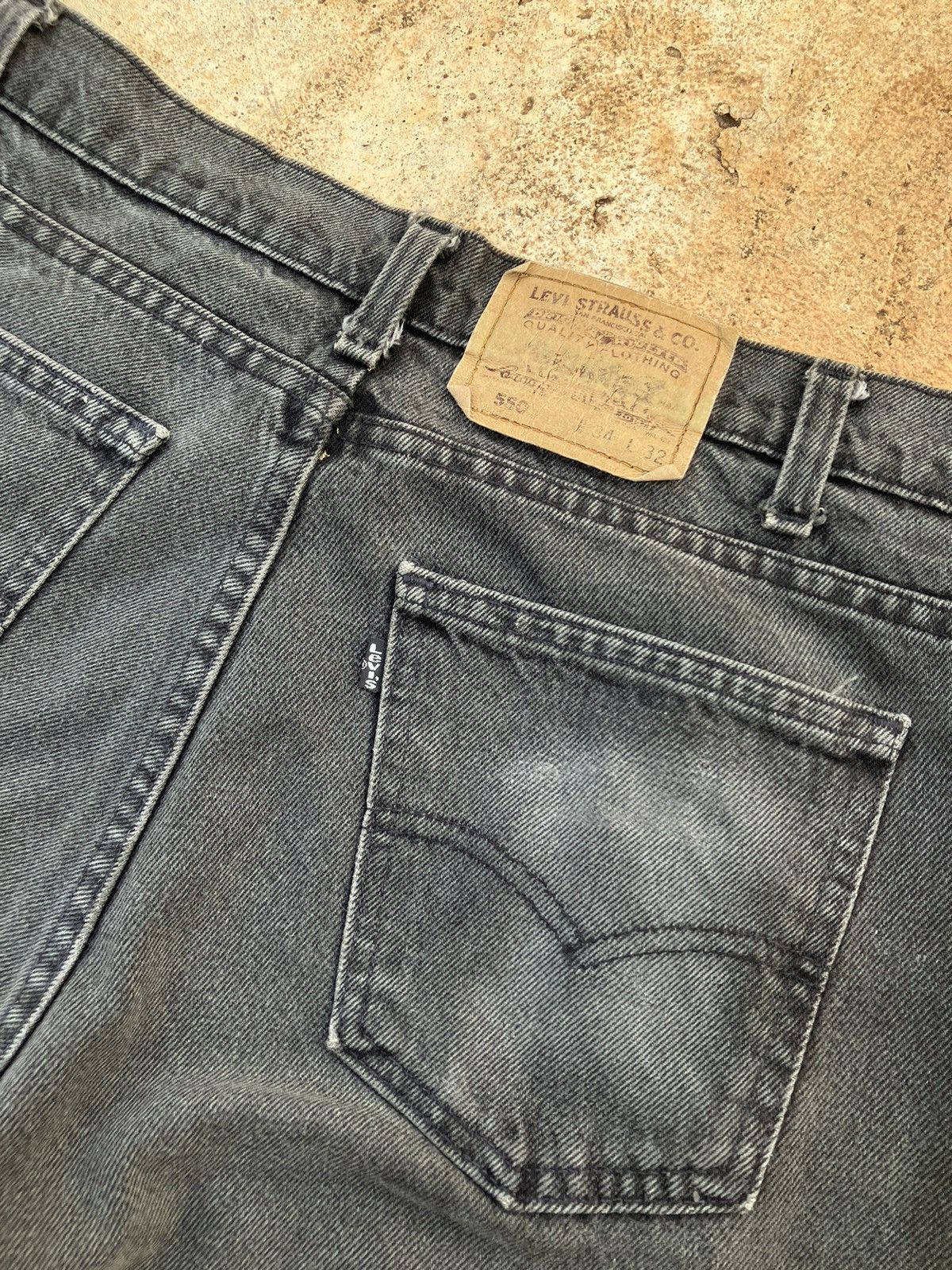 Levi's Made & Crafted × Vintage Custom short . (Vintage Levi’s 550 black tap.)🧛🏾‍♂️🦇 Made in USA Size US 33 - 6 Thumbnail