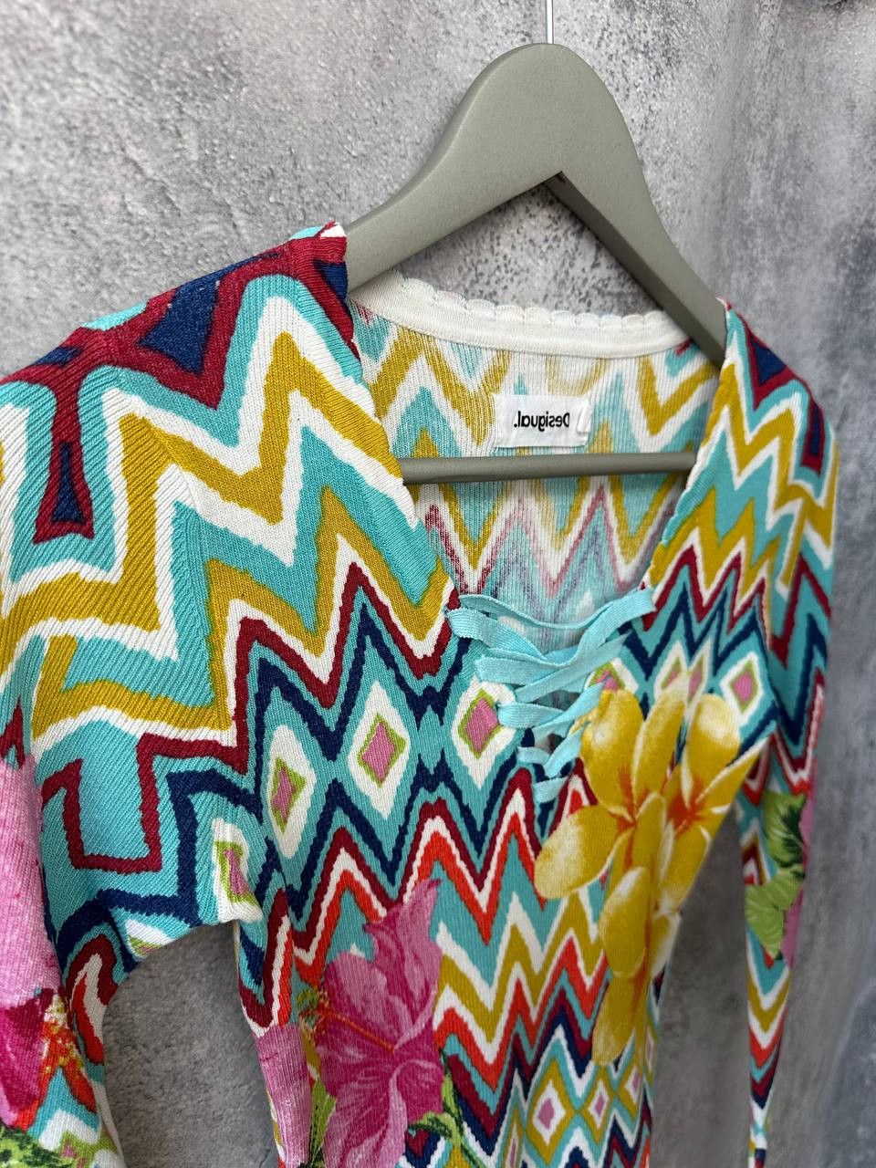 Desigual Desigual SAVA Sweater Bouse Flowered Stetches Size M / US 6-8 / IT 42-44 - 4 Thumbnail