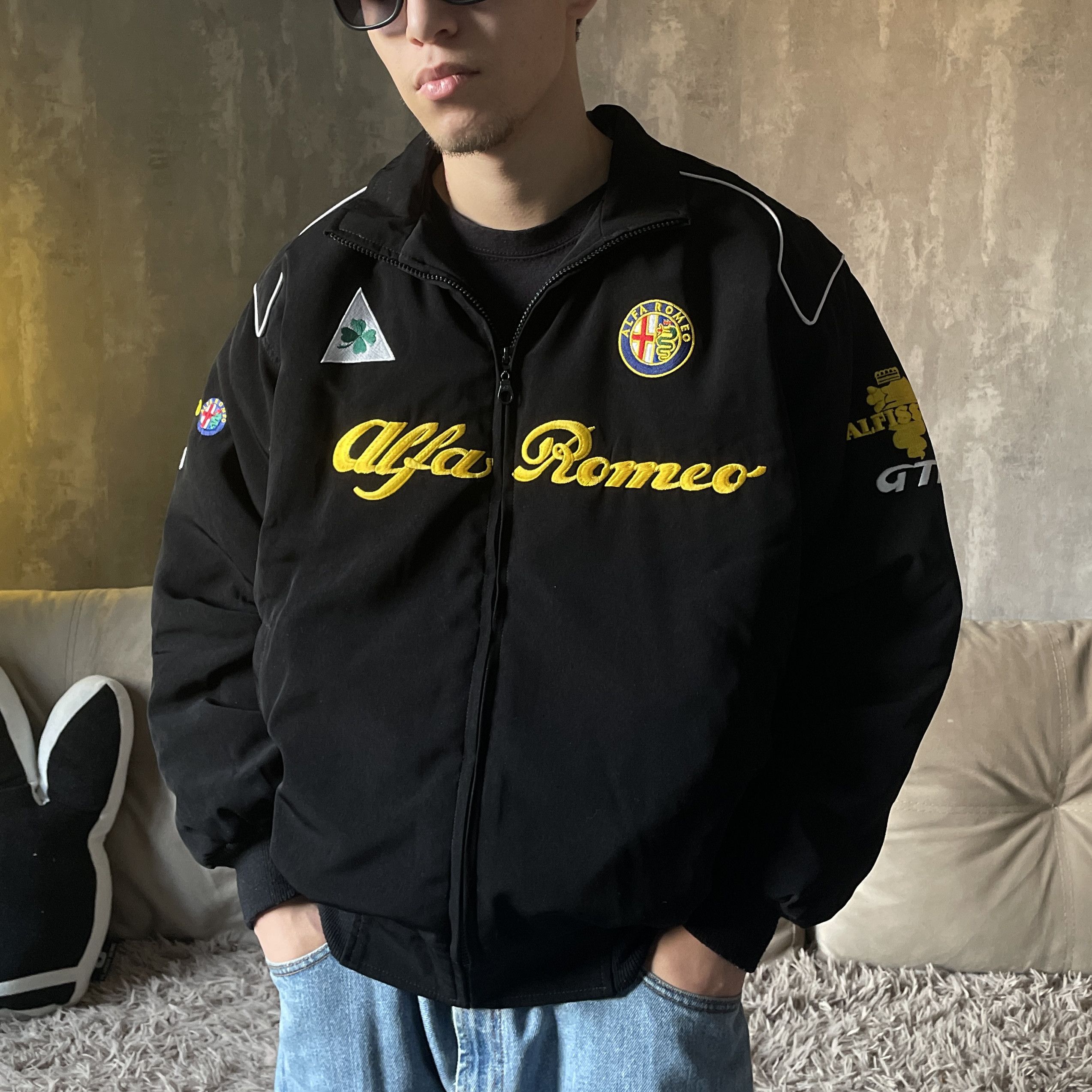 alfa romeo アルファロメオ　アウター Alfa Romeo Racing F1 Men's Team Softshell Jacket - Black – CMC