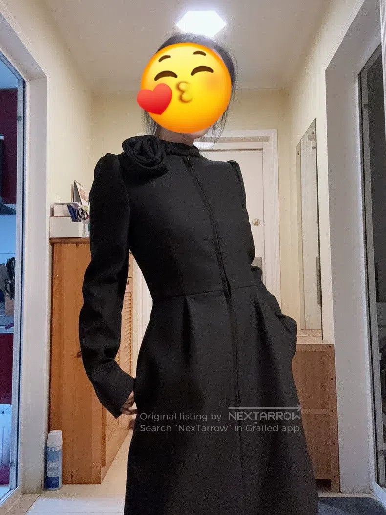 Valentino Valentino Wool coat jacket three-dimensional flower zipper Size S / US 4 / IT 40 - 1 Thumbnail