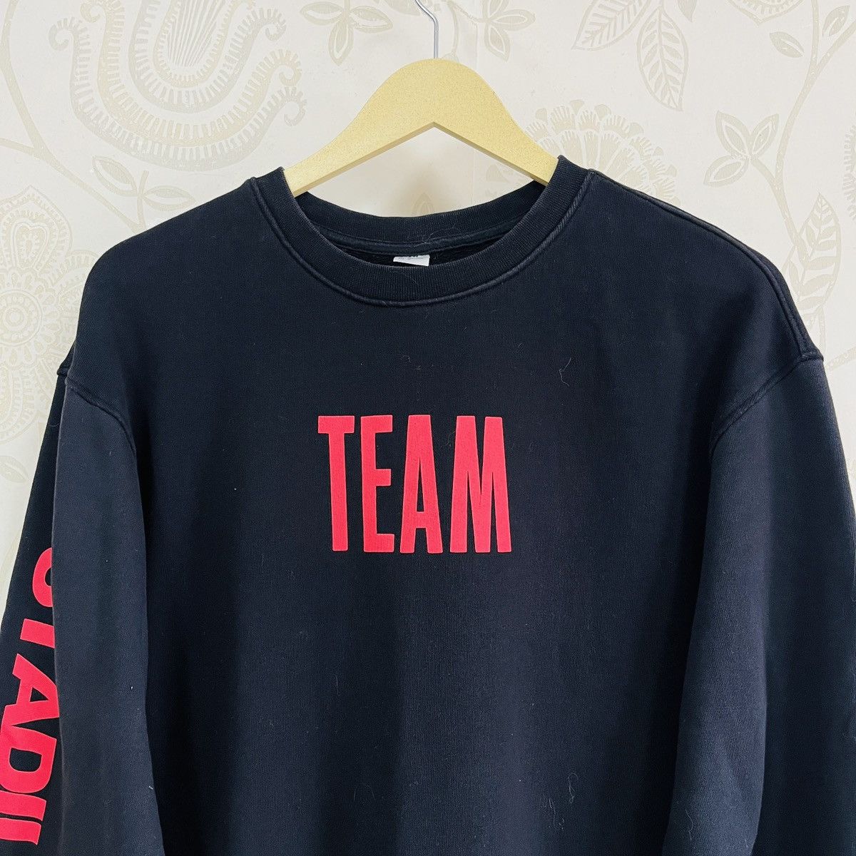 Band Tees × Justin Bieber Justin Bieber Crew Team Sweater Stadium Tour 2017 Size US M / EU 48-50 / 2 - 22 Thumbnail