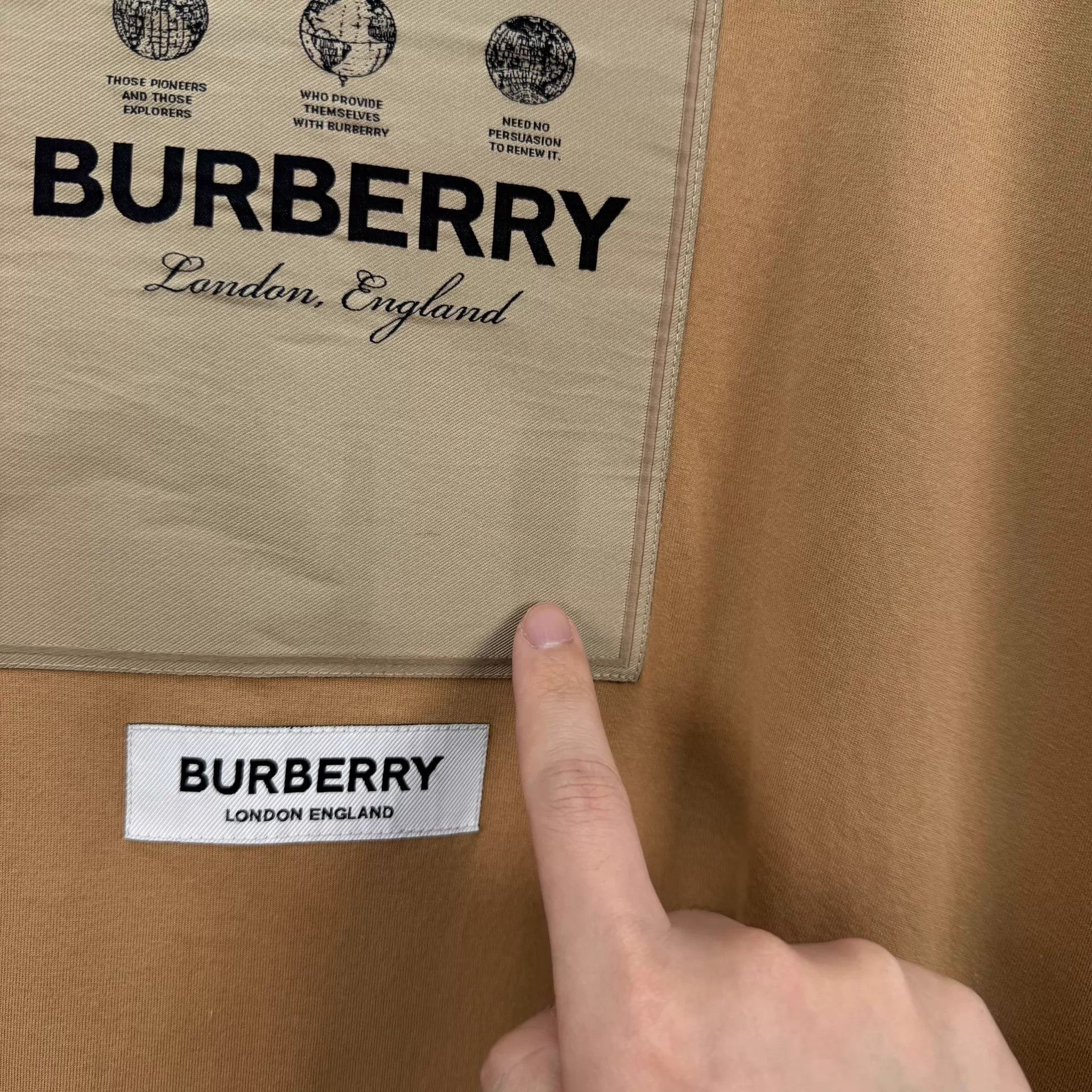 Burberry Burberry Logo Embroidered SS S 98 New Size US S / EU 44-46 / 1 - 5 Thumbnail