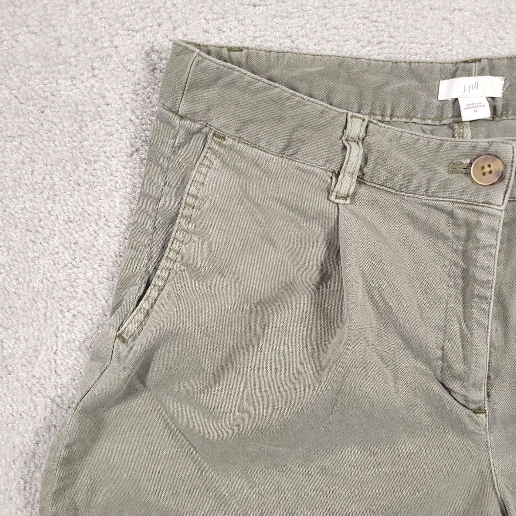 J. Jill VINTAGE J. Jill Pleated Shorts Women's 10 Light Green Casual Chino Pockets 6" Size 32" / US 10 / IT 46 - 5 Thumbnail