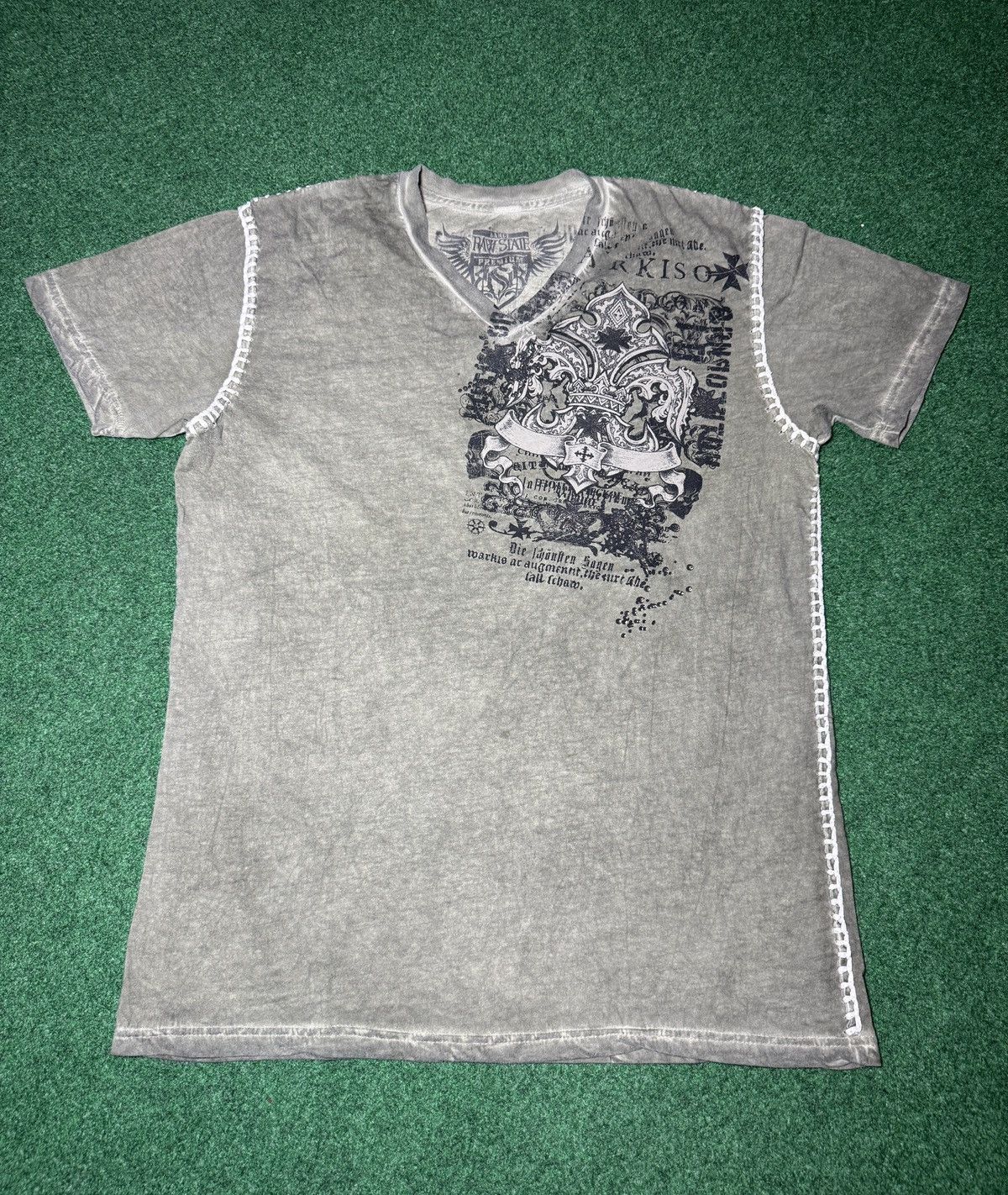 Affliction Y2K Raw State Affliction Style VNeck Gothic Pinkman T Shirt Size US L / EU 52-54 / 3 - 3 Thumbnail