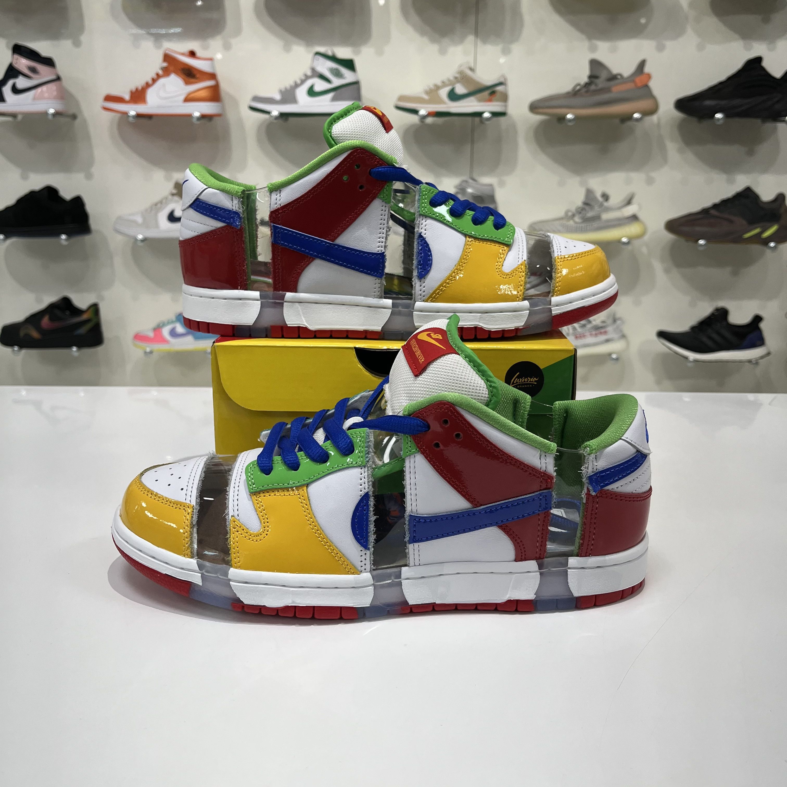 Nike SB Nike SB Dunk Low Sanndy Bodecker "Ebay Dunk" Size US 10.5 / EU 43-44 - 1 Thumbnail