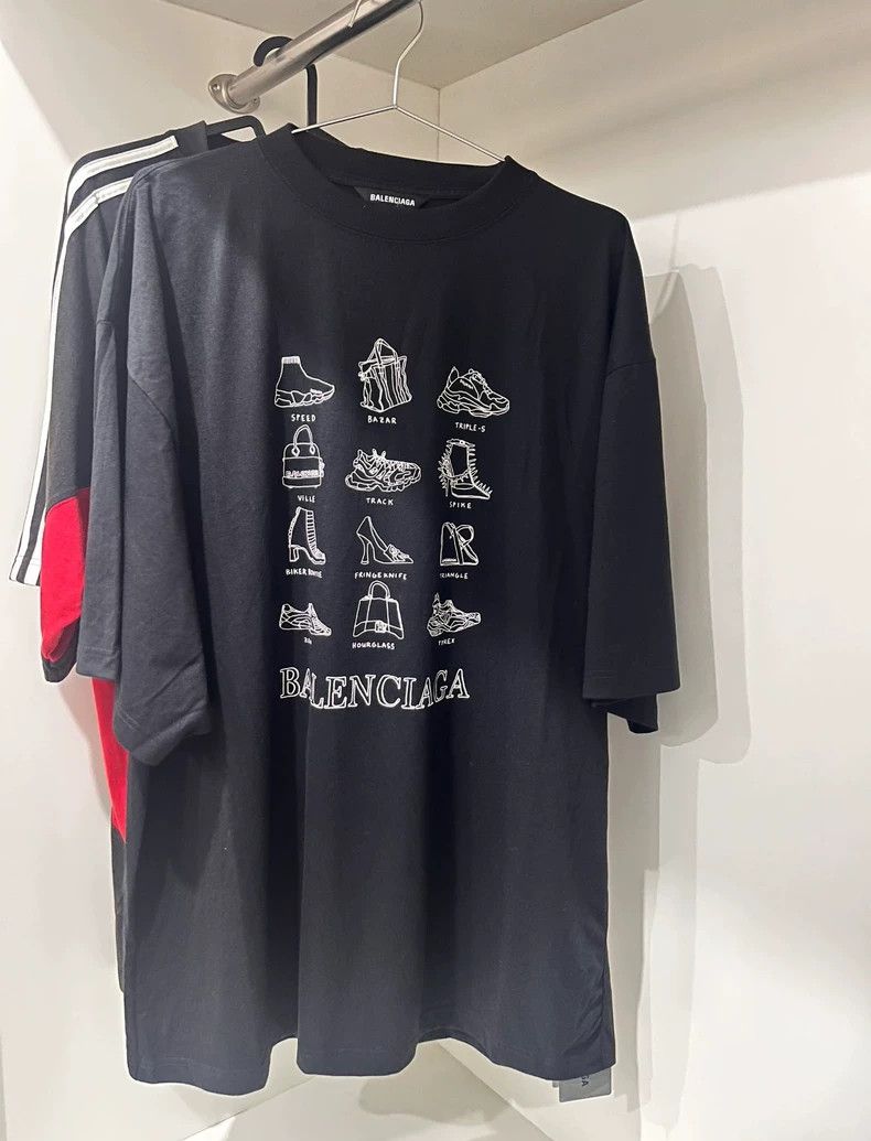 Balenciaga Men's Logo Printed Short Sleeve T-Shirt