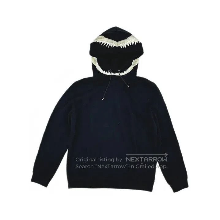 Givenchy Givenchy Casual Printed Hoodie. Size US XL / EU 56 / 4 - 2 Thumbnail