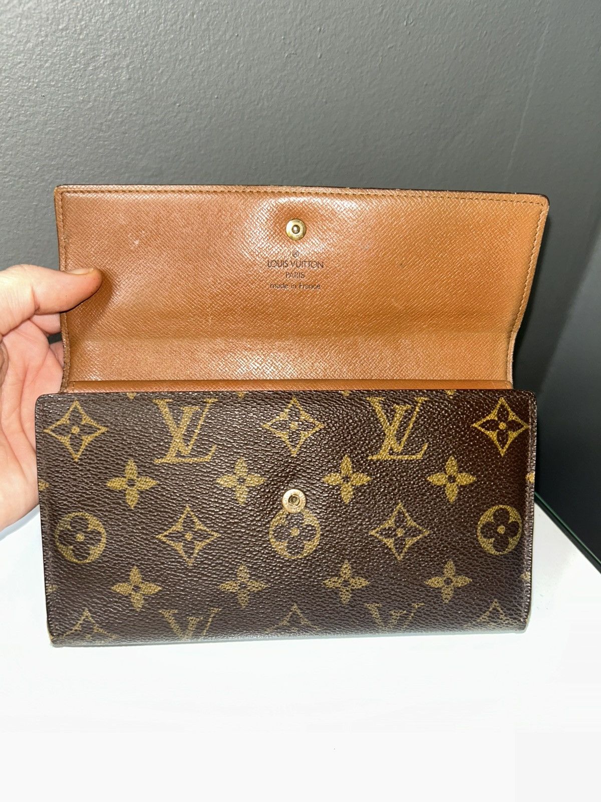 Louis Vuitton Louis Vuitton Monogram International Wallet TH0839 Size ONE SIZE - 2 Thumbnail