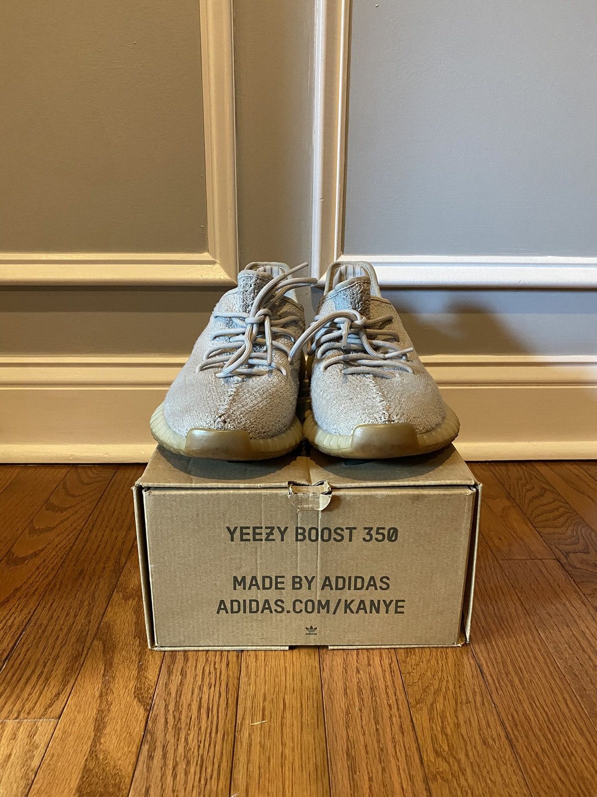 Adidas Yeezy 350v2 Sesame