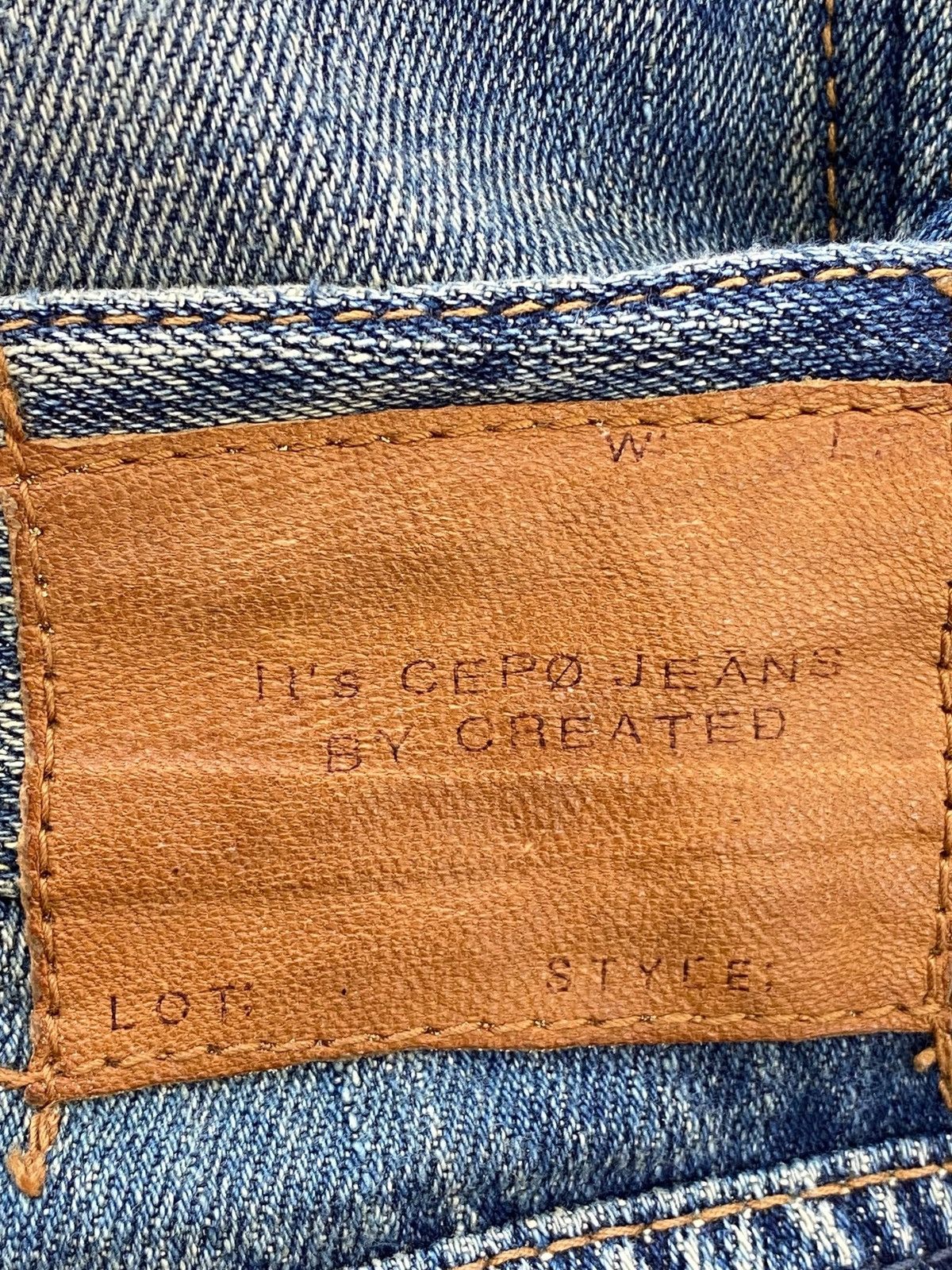 Japanese Brand Japanese Brand Faded Wash Style Flare Leg Jeans Size US 32 / EU 48 - 11 Thumbnail