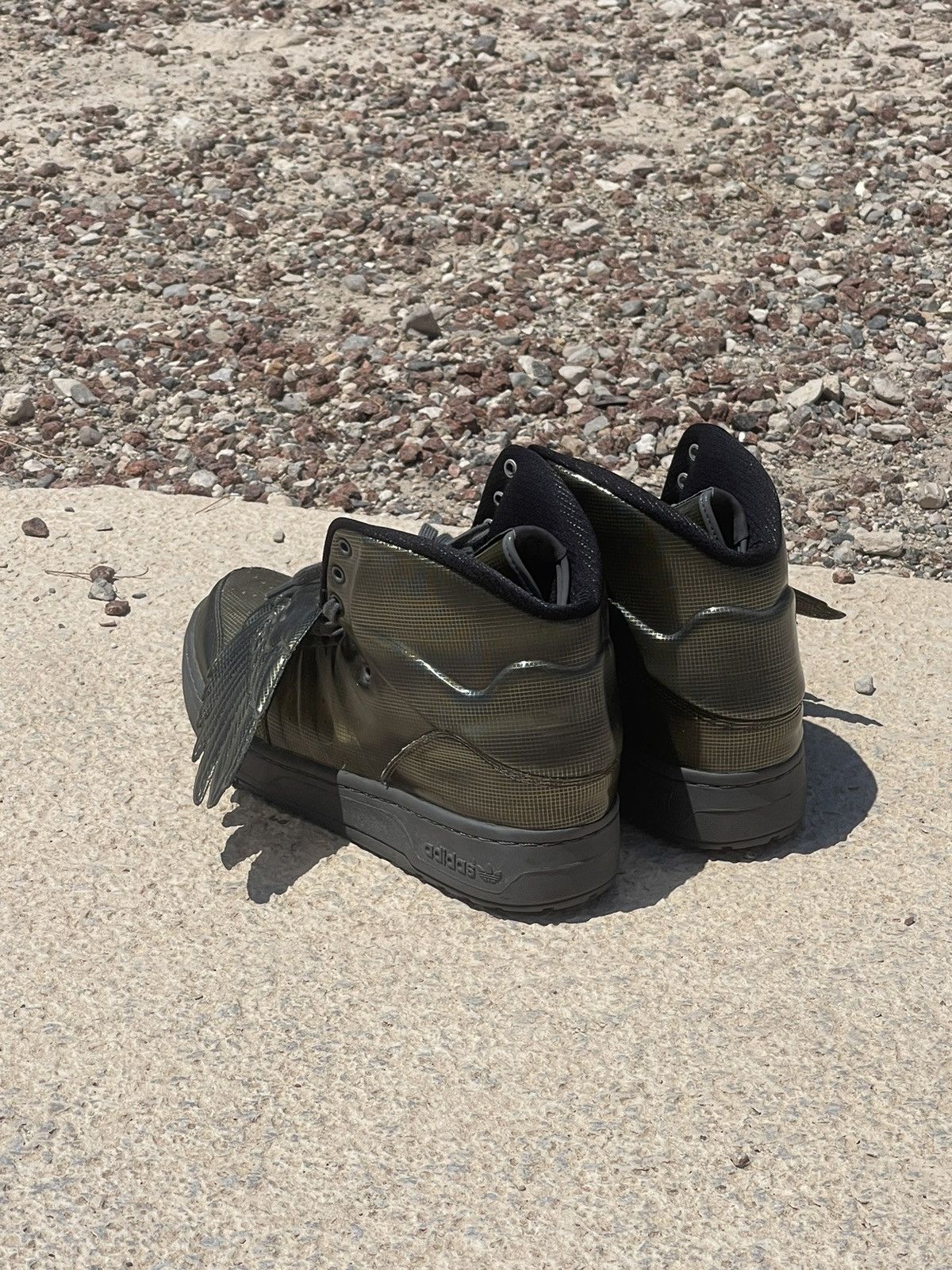 Adidas × Jeremy Scott Adidas X Jeremy Scott wings sneakers sz 12.5 Size US 12.5 / EU 45-46 - 17 Thumbnail