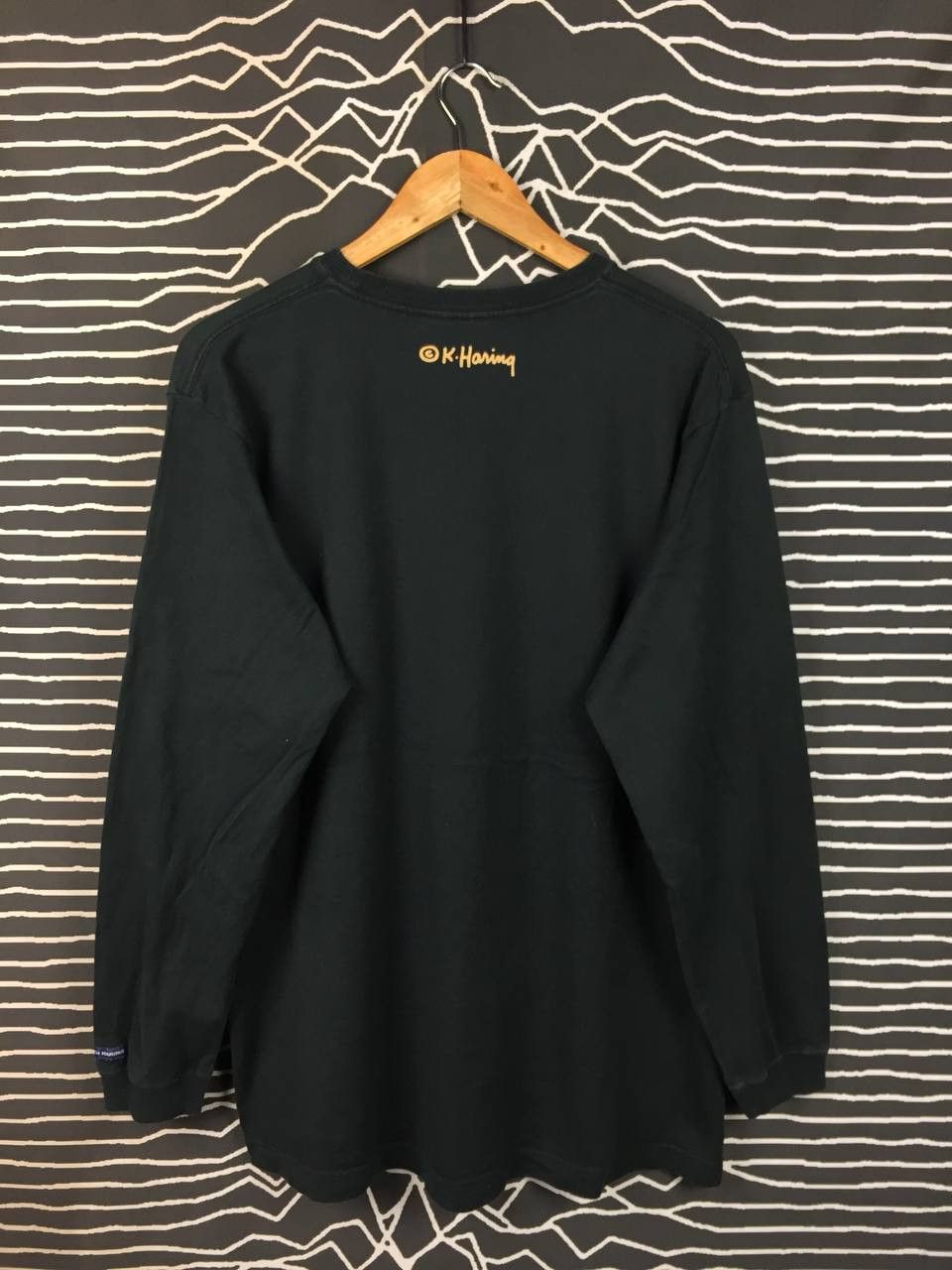 Keith Haring Uniqlo x Keith Haring Barking Dog Logo Pop Art Tee Size US L / EU 52-54 / 3 - 6 Thumbnail