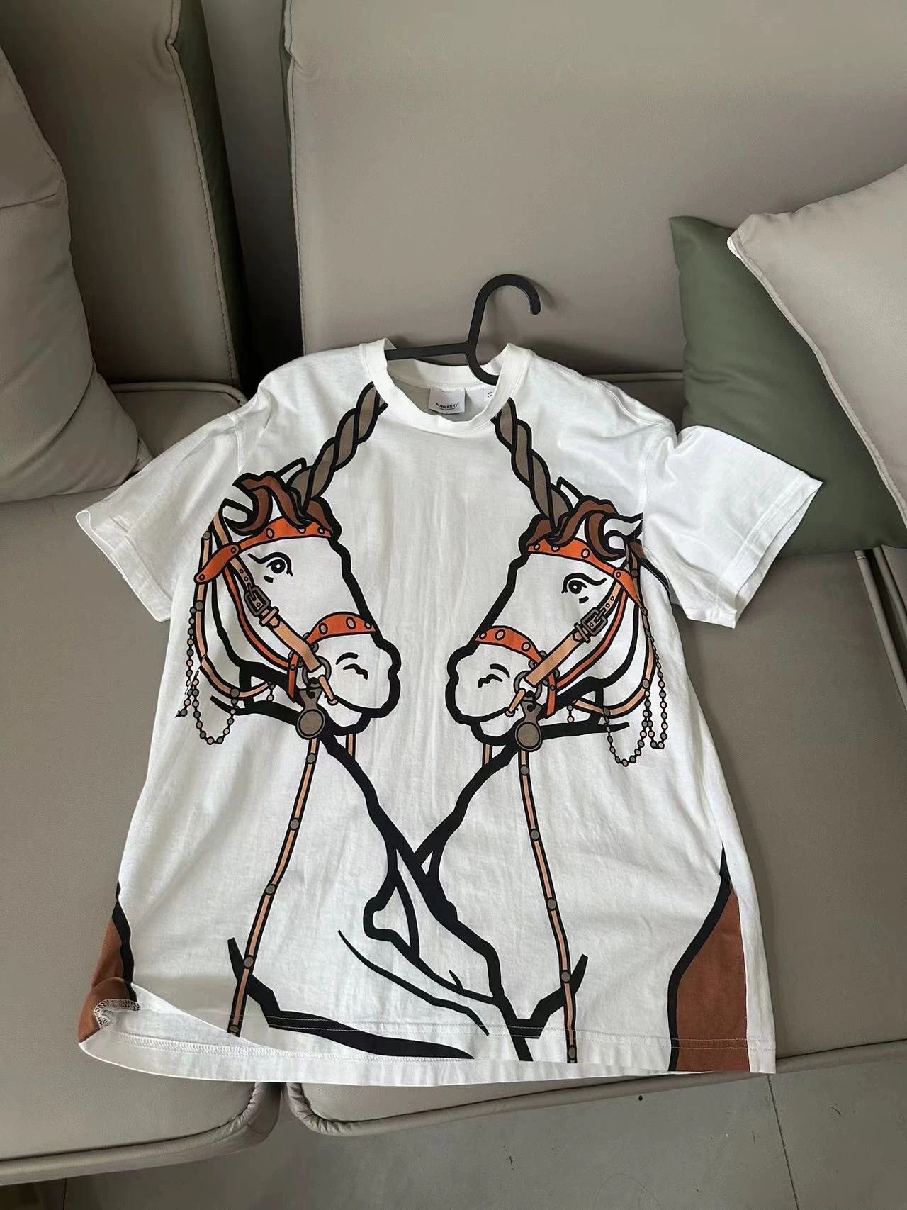 Burberry Burberry Authentic Short Sleeve Tee Size XL / US 12-14 / IT 48-50 - 1 Thumbnail