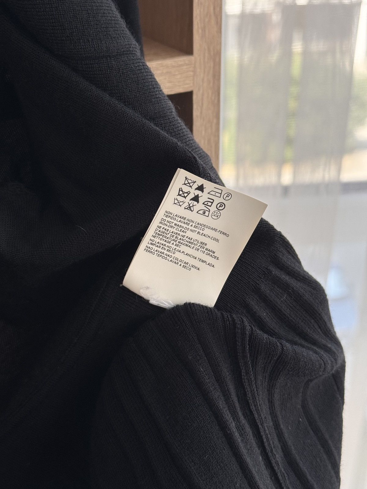 Vintage Vintage Gianni Versace Collection Black Ruffle Open Cardigan Size S / US 4 / IT 40 - 9 Thumbnail
