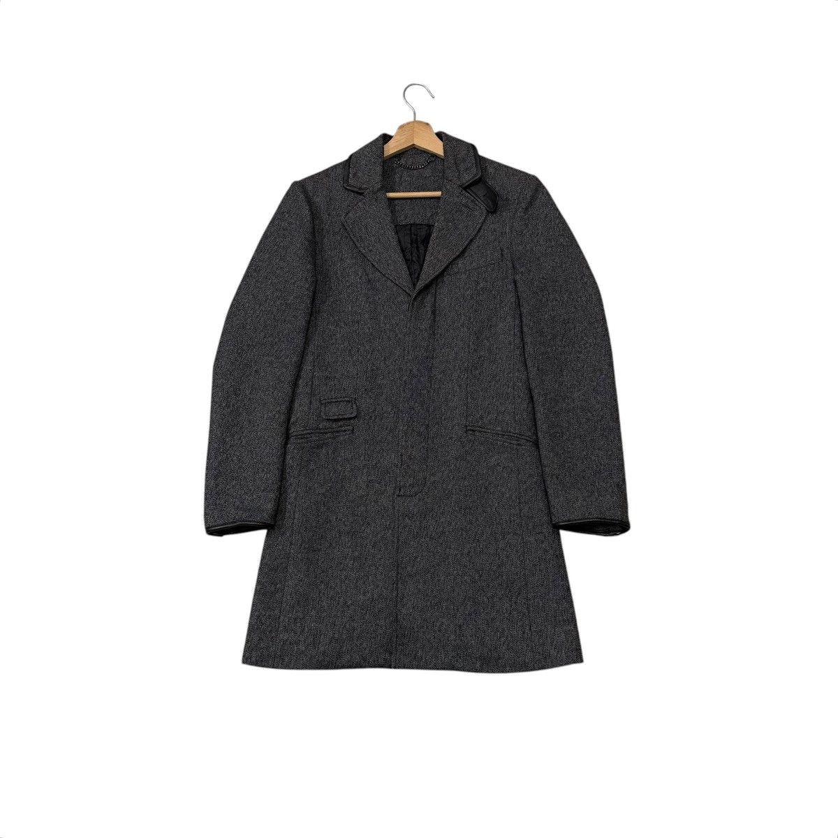 Armani Exchange Vintage Armani Exchange Italian Fabric Long Button Jacket Size US S / EU 44-46 / 1 - 1 Thumbnail
