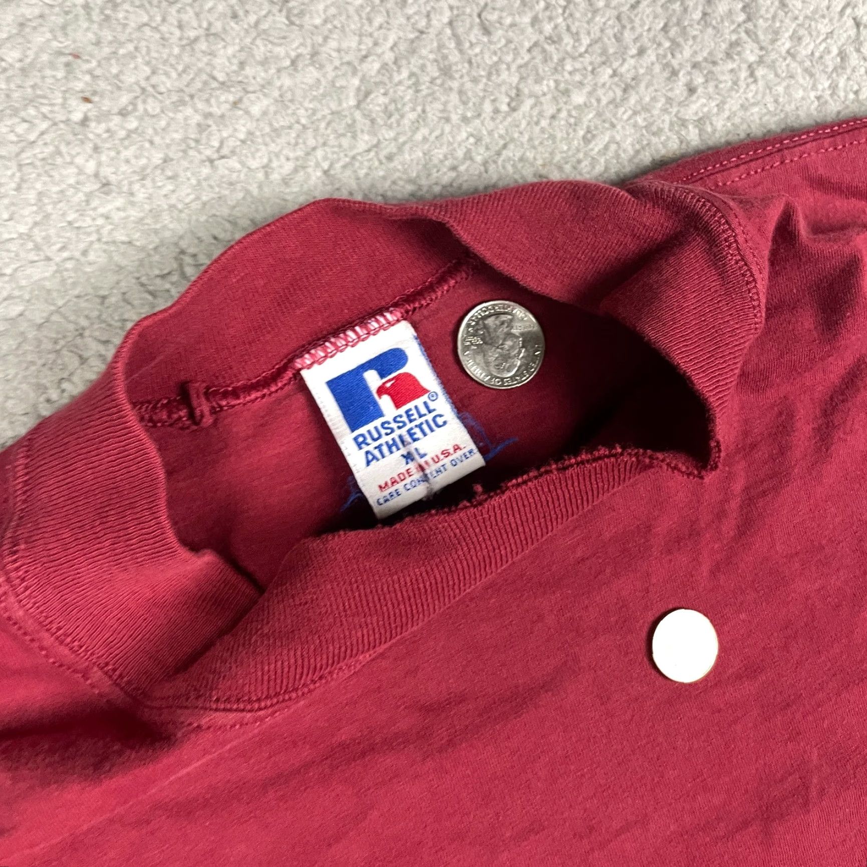 Vintage VINTAGE Russell Athletic T shirt Adult XL Red Pro Cotton Men's Long USA 90s Crew Neck Long Sleeve Solid Logo Pockets Regular Size US XL / EU 56 / 4 - 7 Thumbnail
