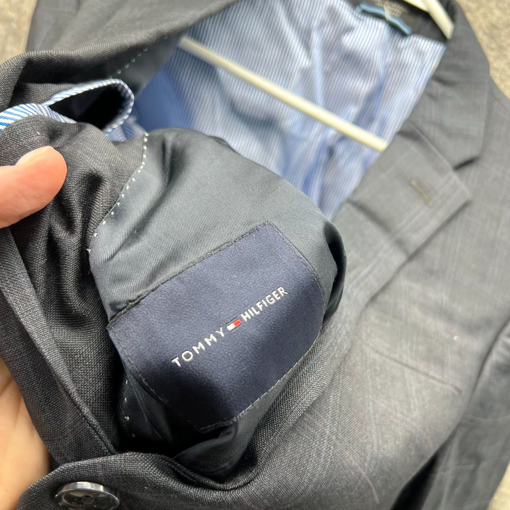 Tommy Hilfiger VINTAGE Tommy Hilfiger Blazer Mens 34 Blue Navy Sport Coat Single Breasted Wool Jacket Size 34R - 3 Thumbnail