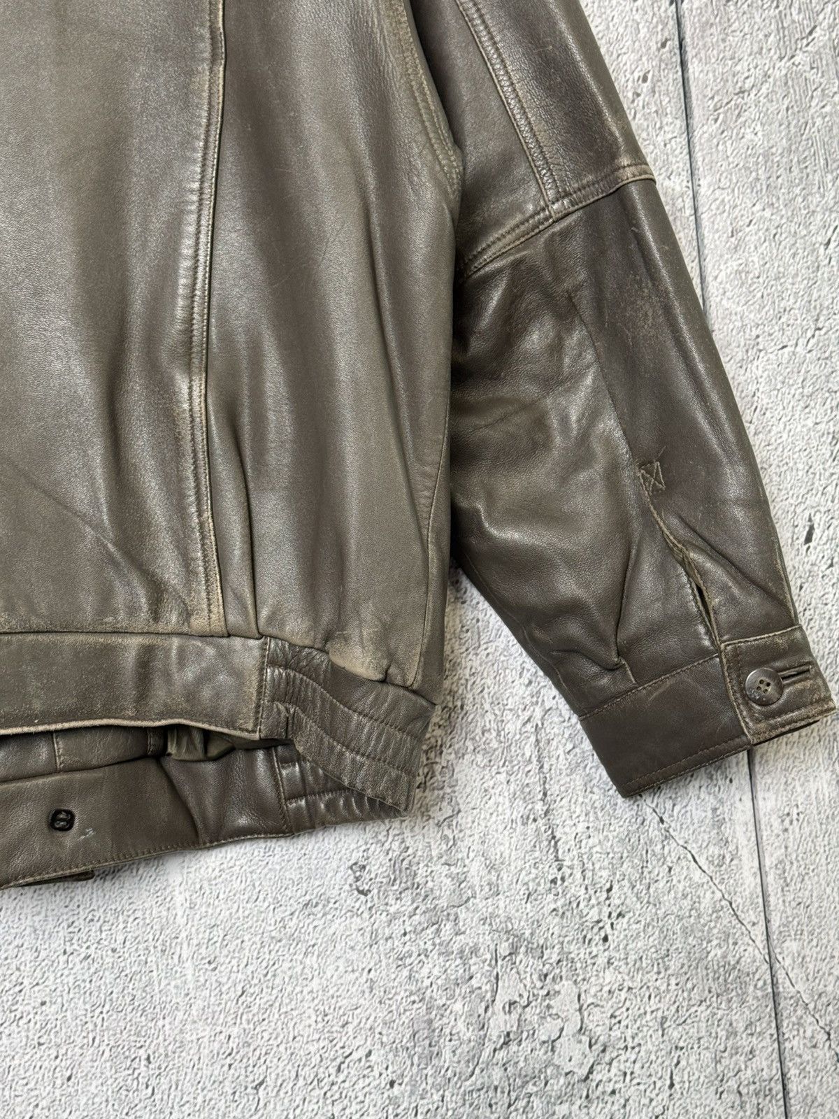 Vintage Vintage Brown Leather Jacket Retro Style Flight Bomber Size US L / EU 52-54 / 3 - 17 Thumbnail