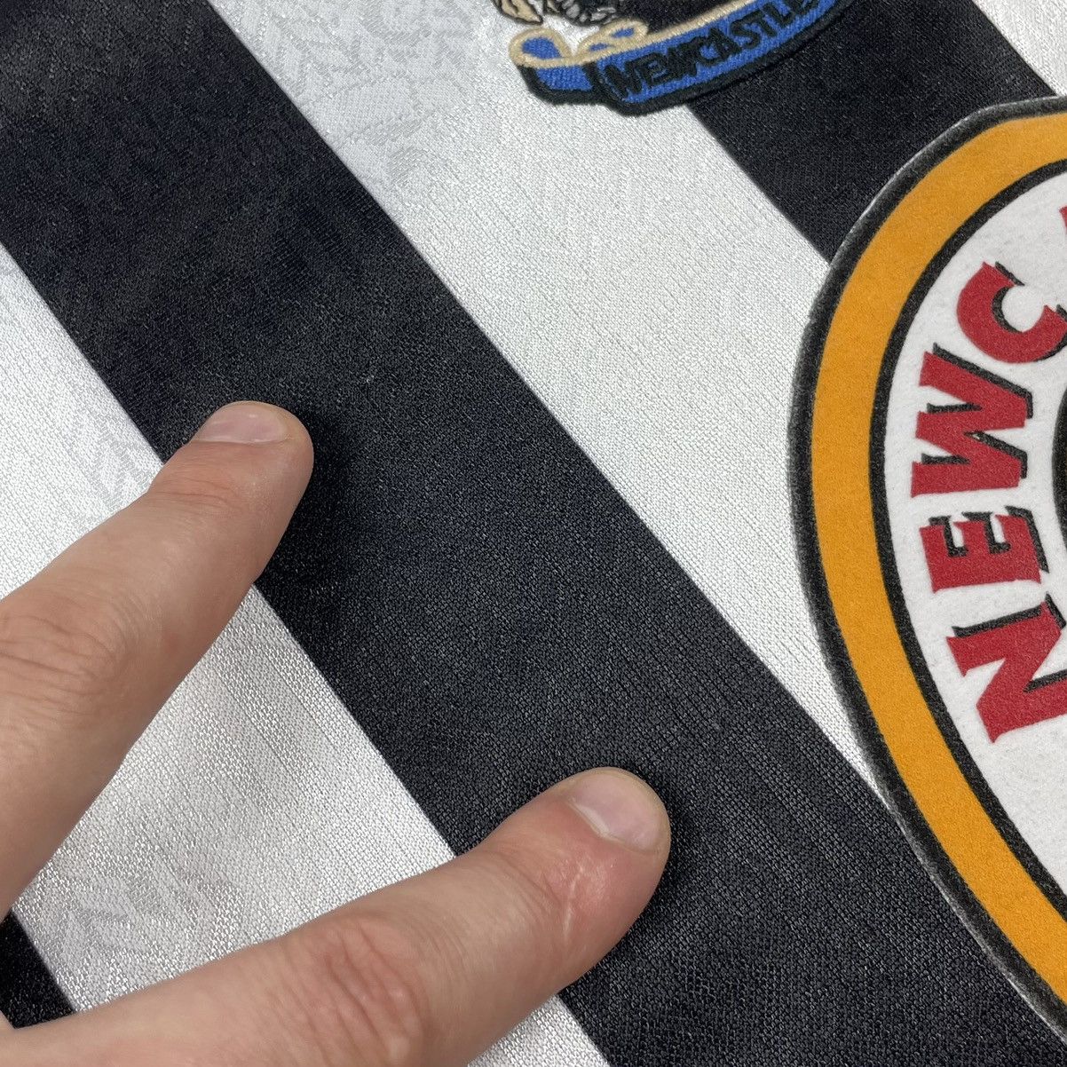 Vintage Newcastle United Vintage Soccer Jersey Home Football tee Size US M / EU 48-50 / 2 - 12 Thumbnail