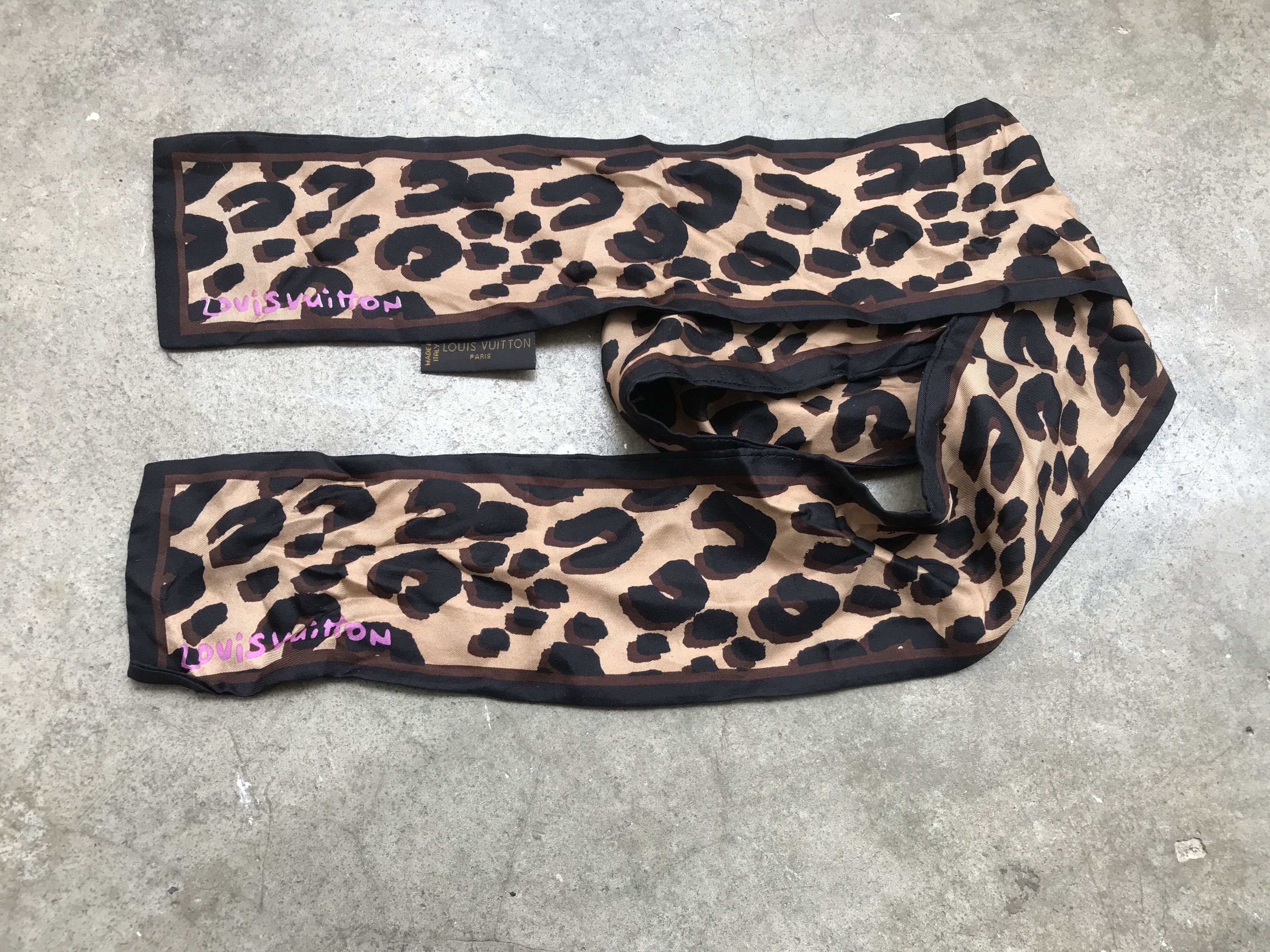 Louis Vuitton Louis Vuitton silk Bandeau leaopard Size ONE SIZE - 1 Thumbnail