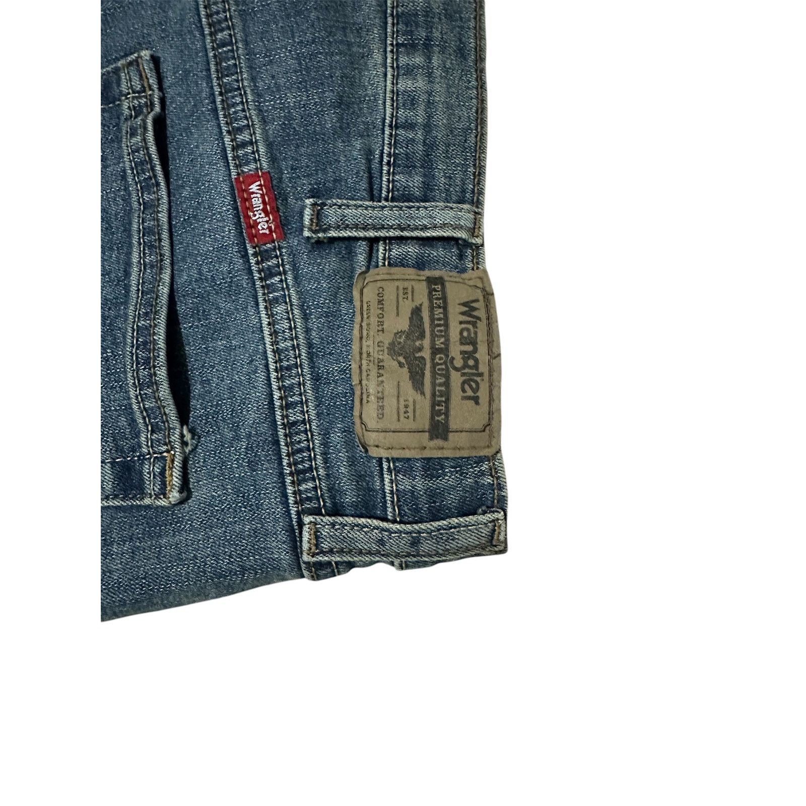 Wrangler Wrangler Premium Comfort Fit Jeans 38x30 Relaxed Straight Size US 38 / EU 54 - 3 Thumbnail