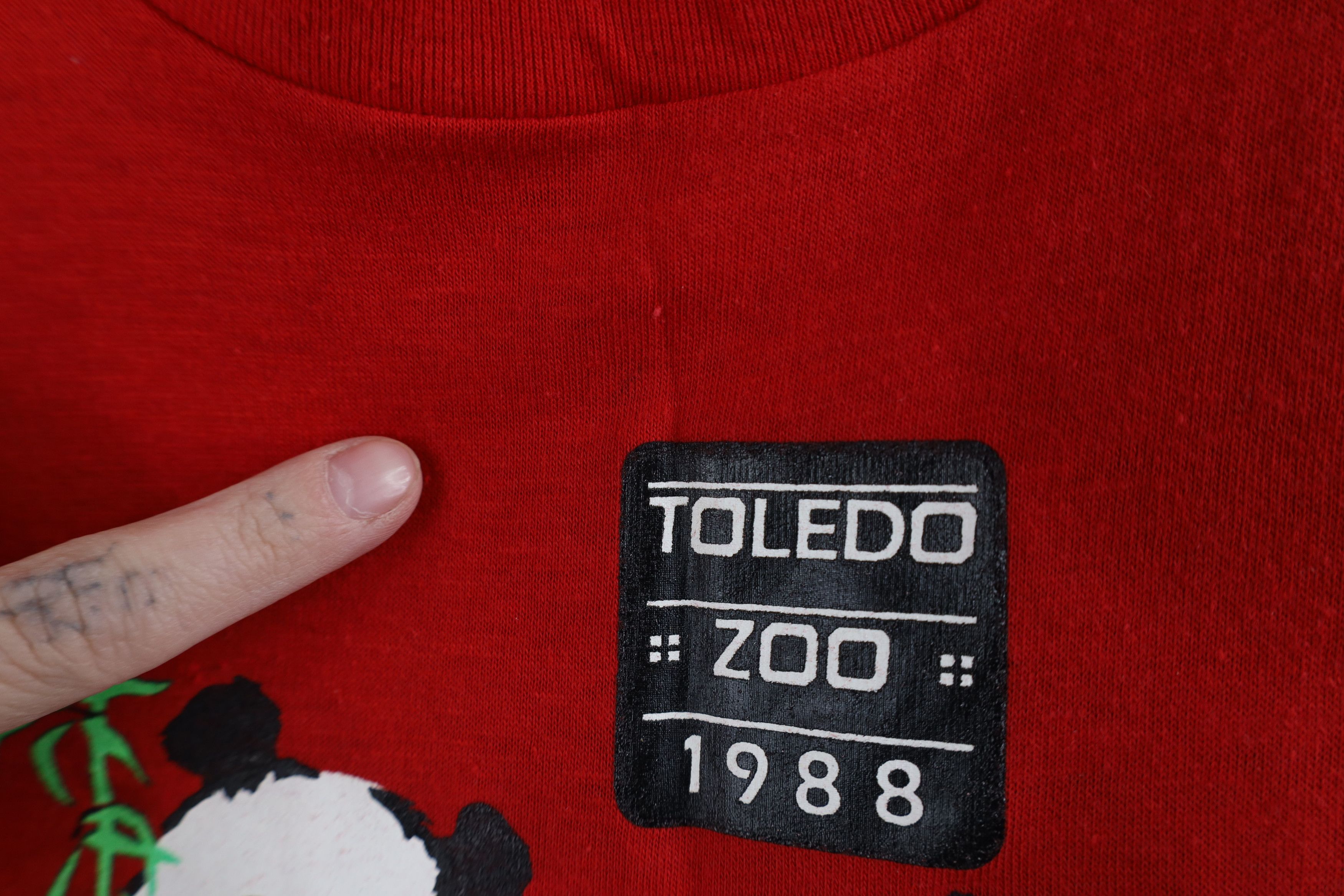 Vintage Vintage 80s Streetwear Zoo Panda Bears T-Shirt Red USA Size XL / US 12-14 / IT 48-50 - 5 Thumbnail