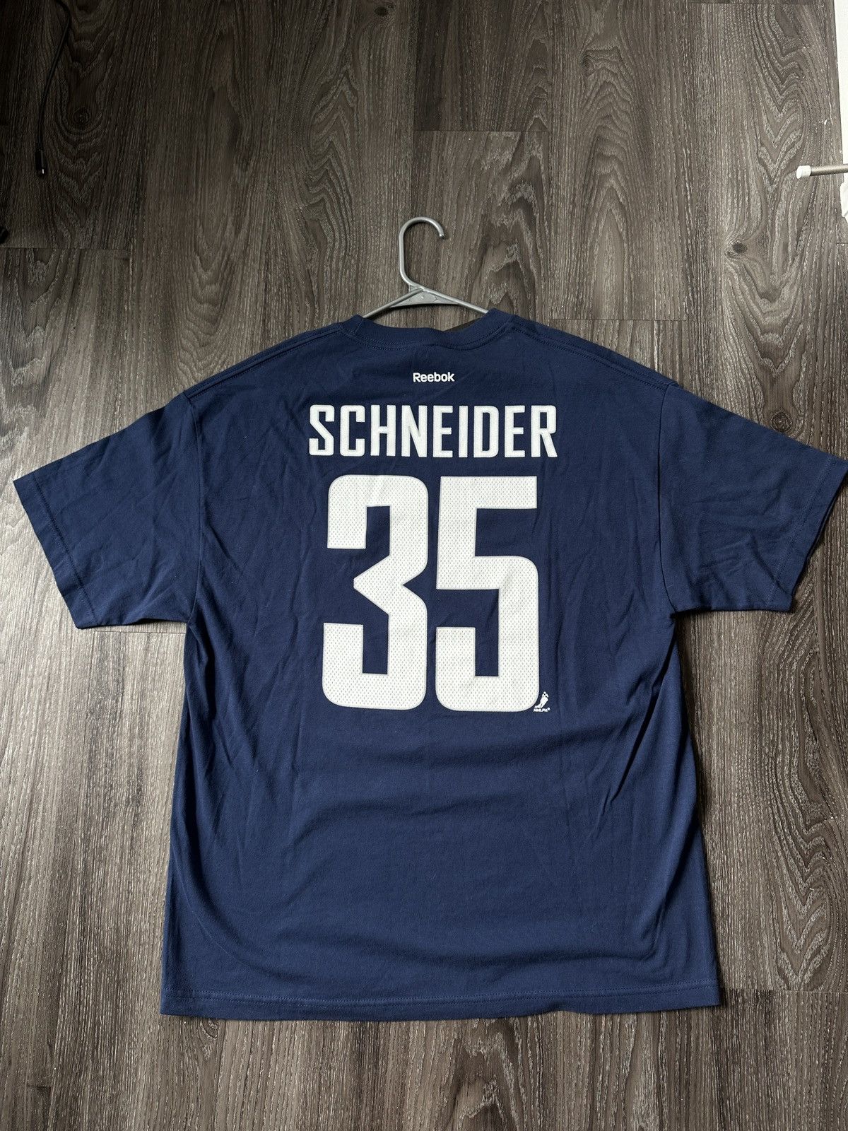NHL 2011 Vancouver Canucks Schneider T Shirt Size US XL / EU 56 / 4 - 3 Thumbnail