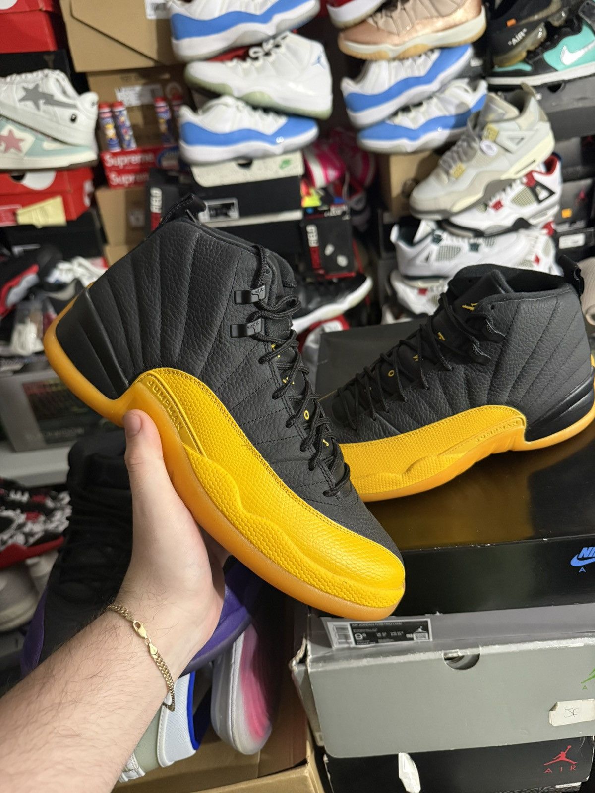 Jordan Brand Jordan retro 12 university gold sz 10 Size US 10 / EU 43 - 1 Thumbnail