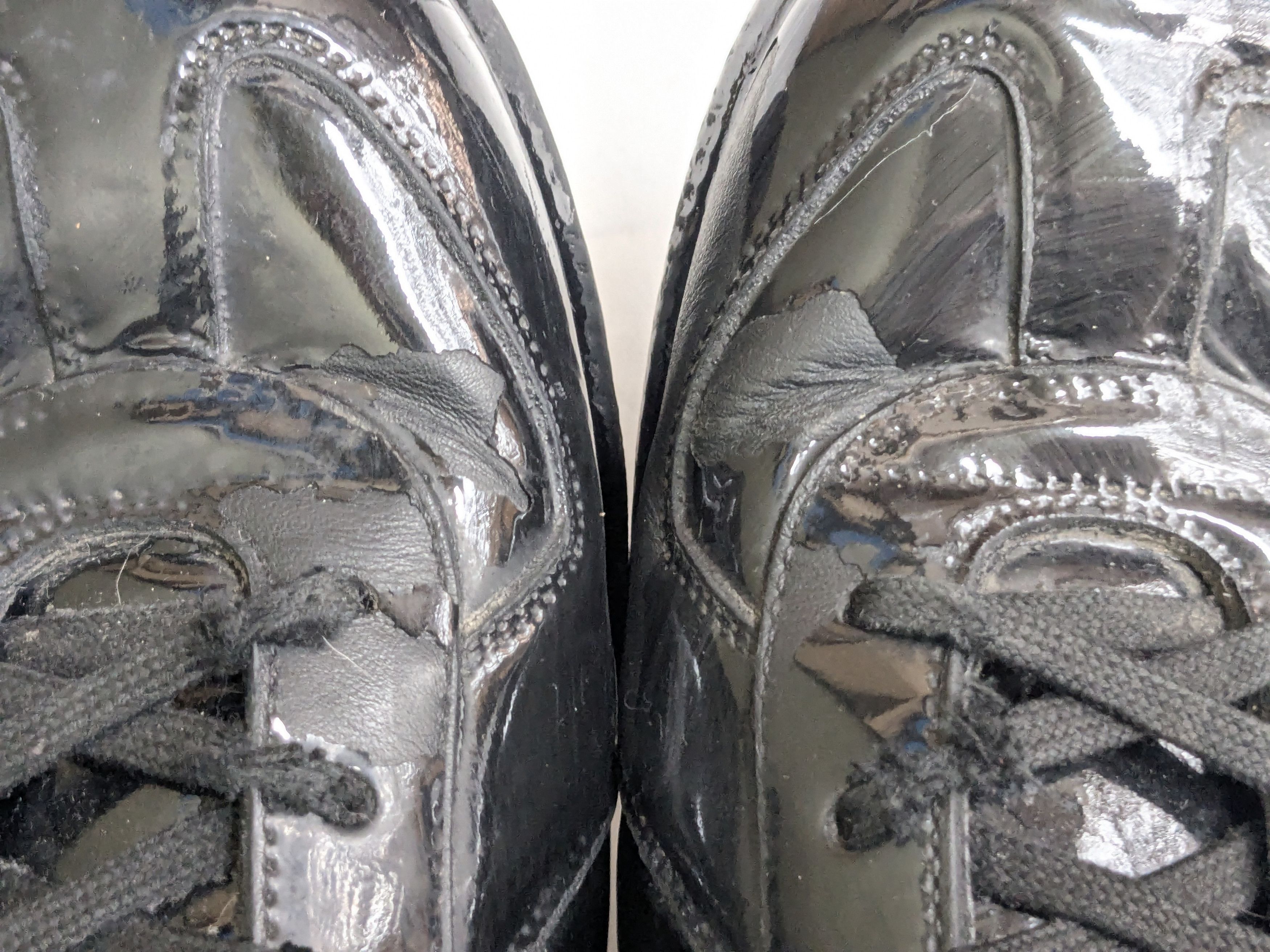 Maison Margiela Maison Margiela Replica GAT Black Patent Leather 8 41 Low Size US 8 / EU 41 - 13 Thumbnail