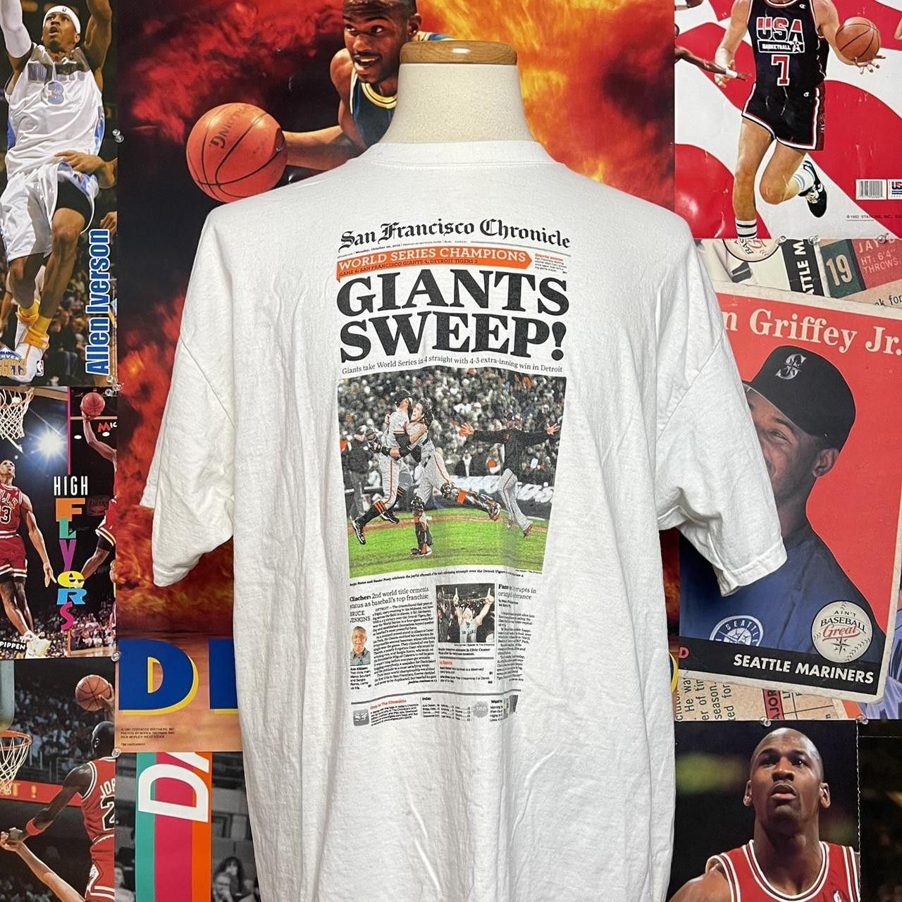 2012 SAN FRANCISCO GIANTS WORLD SERIES CHAMPIONS GRAPHIC TEE L