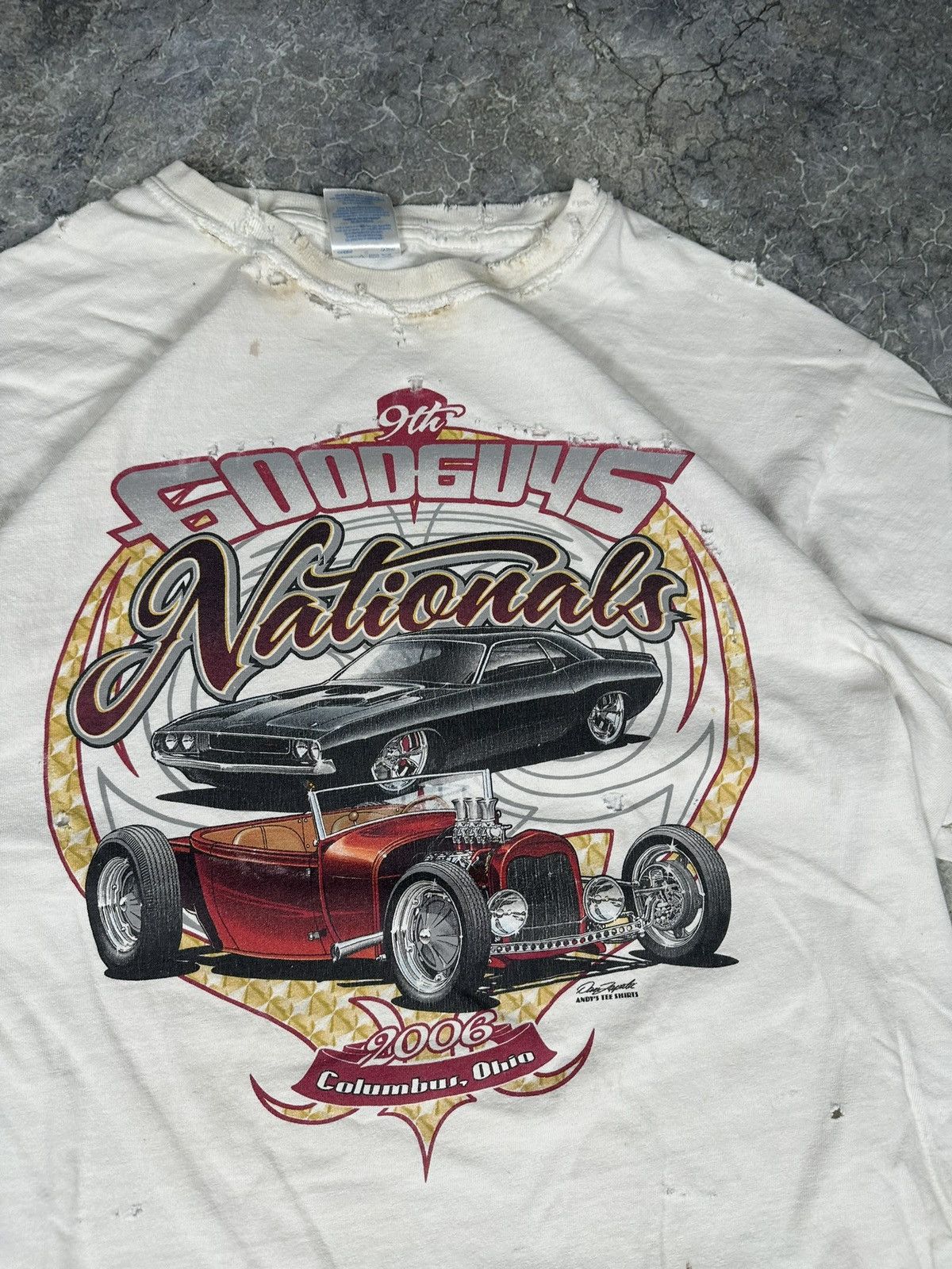 Vintage Vintage Thrashed Cropped Classic Cars Tee Size US L / EU 52-54 / 3 - 4 Thumbnail