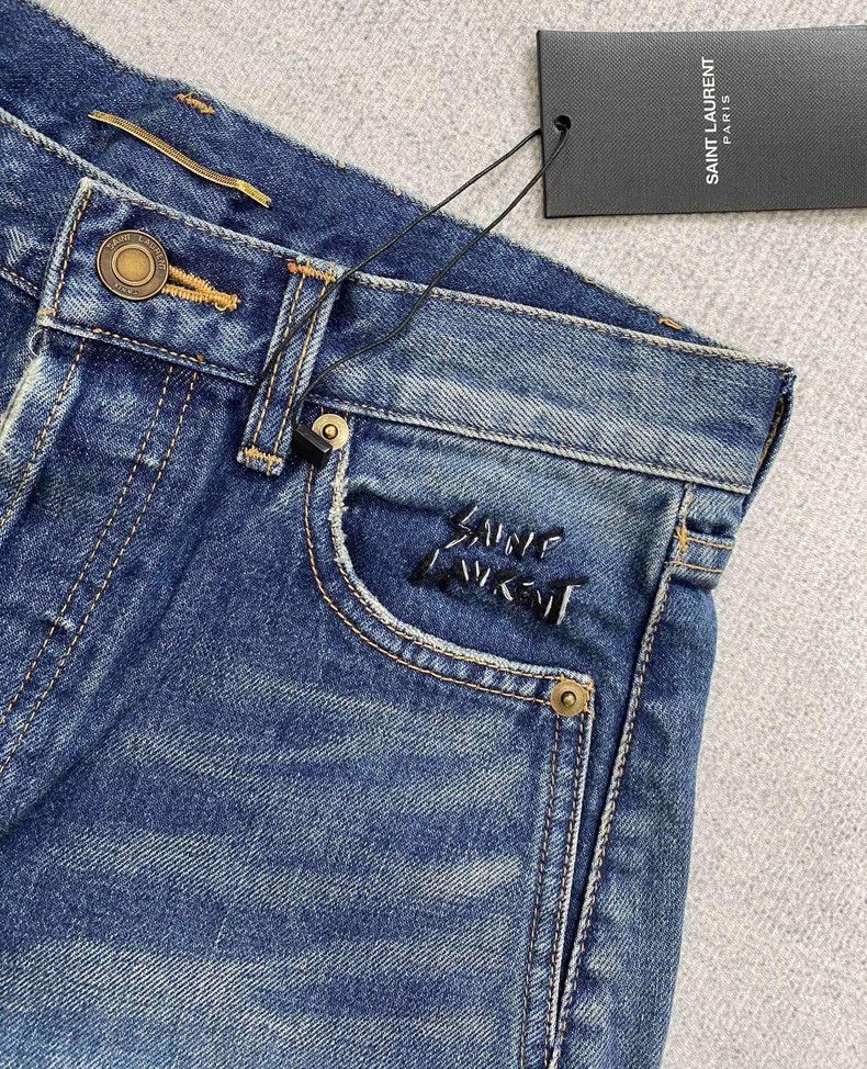 Saint Laurent Paris saint Laurent parisDenim shorts 2503-Nextarrow Size 27" / US 4 / IT 40 - 5 Thumbnail
