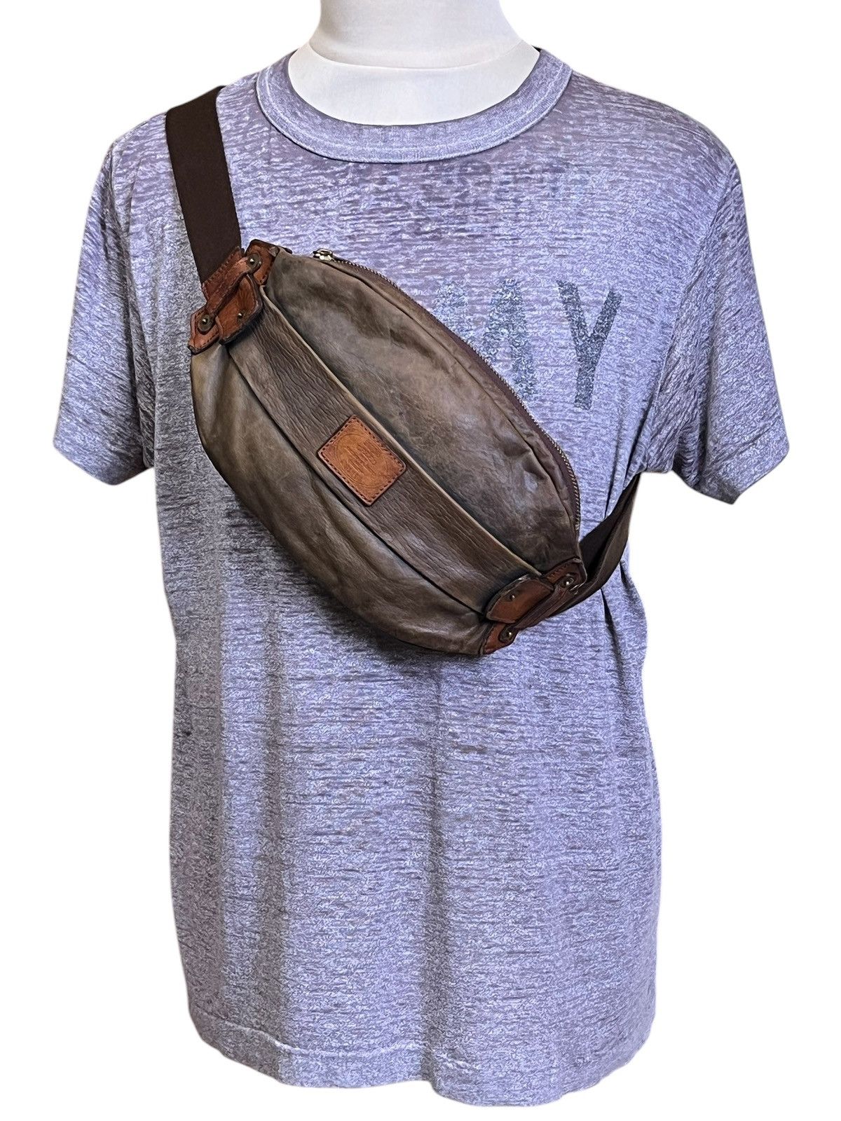 Genuine Leather VINTAGE CREED JAPAN PATINA LEATHER CHEST BAG Size ONE SIZE - 1 Thumbnail