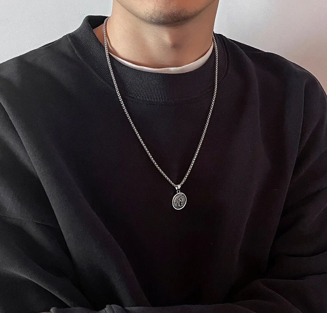 Jewelry × Vintage Pendant Flying Coin Men Vintage Necklace Size ONE SIZE - 2 Thumbnail