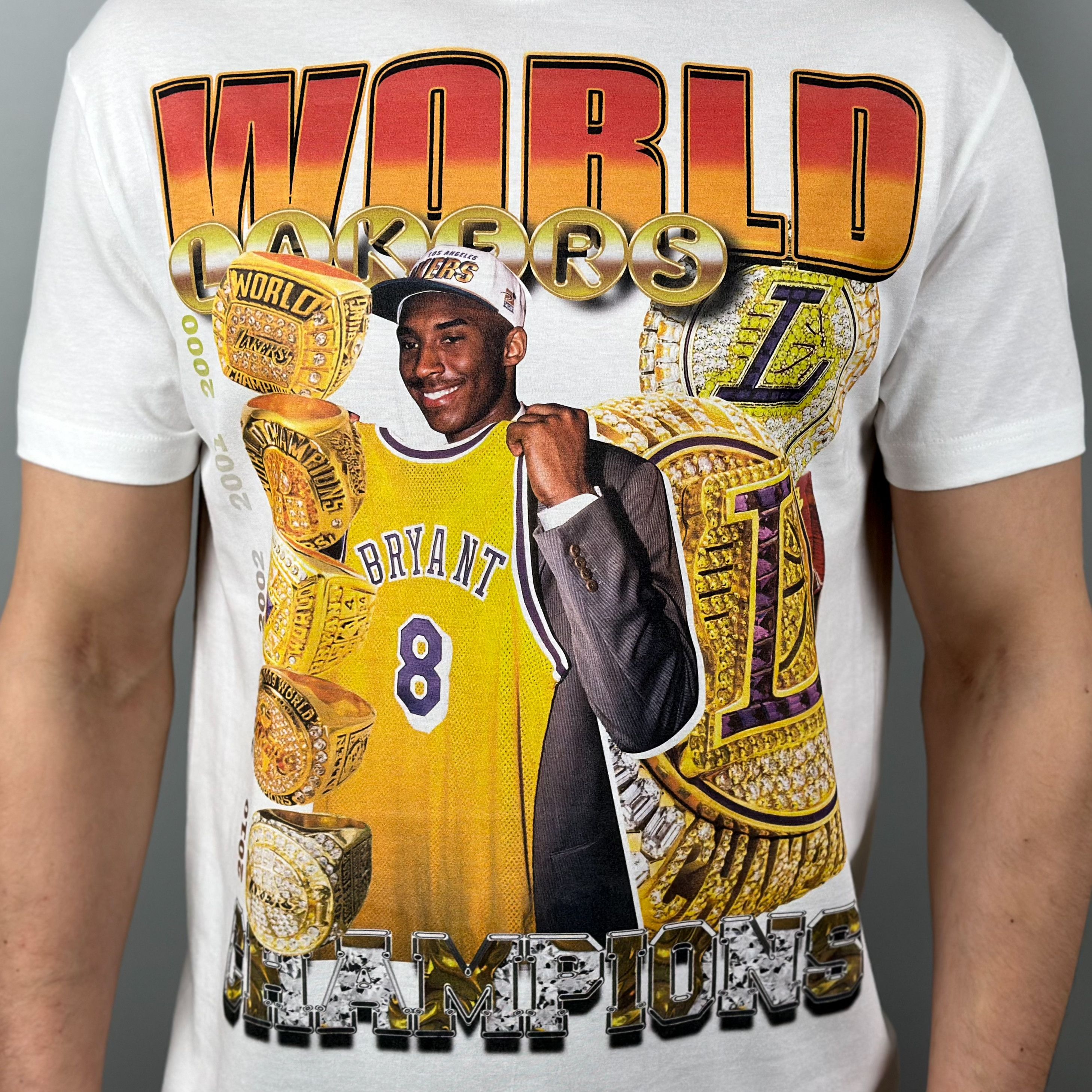 NBA × Vintage Kobe Bryant Lakers Basket Ball T-Shirt Size US XL / EU 56 / 4 - 2 Thumbnail