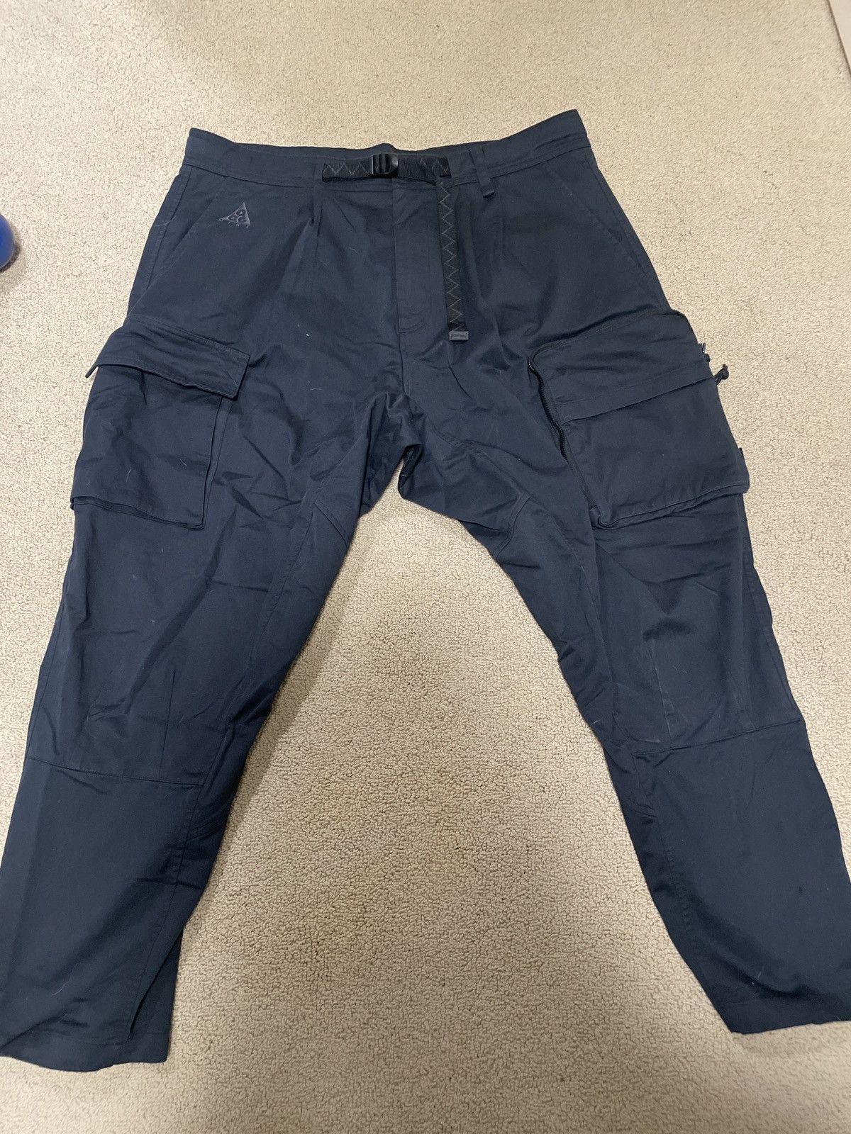 image of Nike Acg Woven Cargo Pants 2018 in Navy, Men's (Size 36)