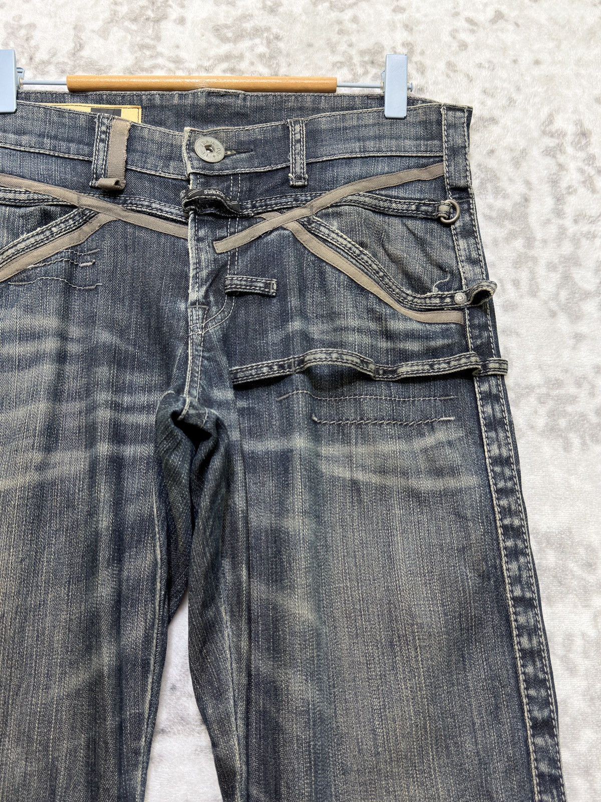 Marithe + Francois Girbaud Le Jean De Marithe Girbaud Strap Pocket Bondage Denim Y2K Size US 31 - 5 Thumbnail