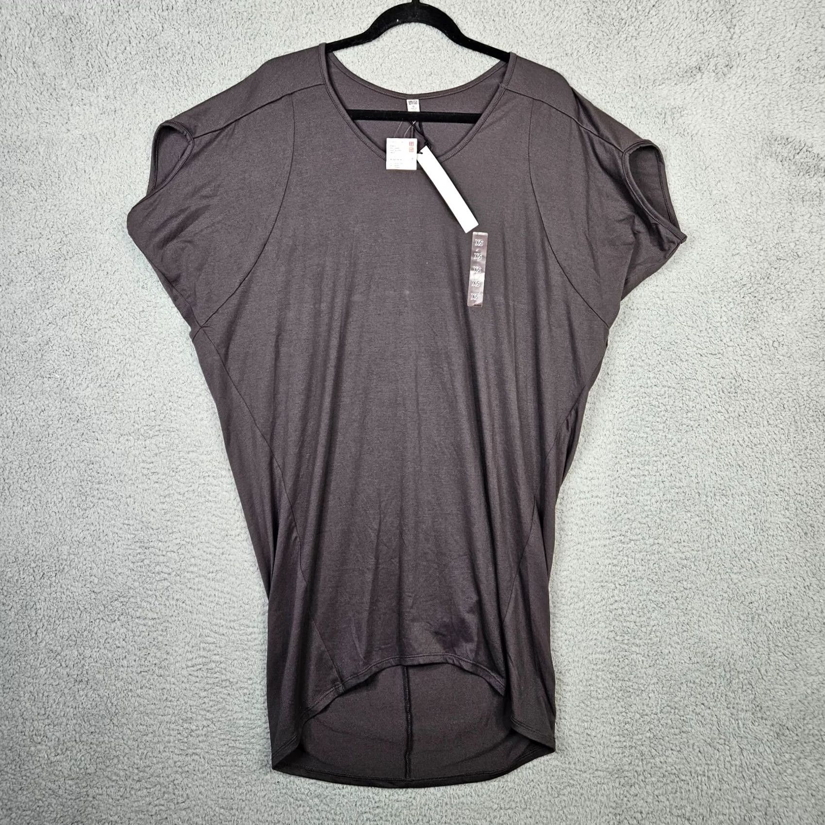 Uniqlo Uniqlo Dark Gray Drop Shoulder Top XS NEW Women's Shirt Short Sleeve Round Neck Casual Basic Size XS / US 0-2 / IT 36-38 - 2 Thumbnail