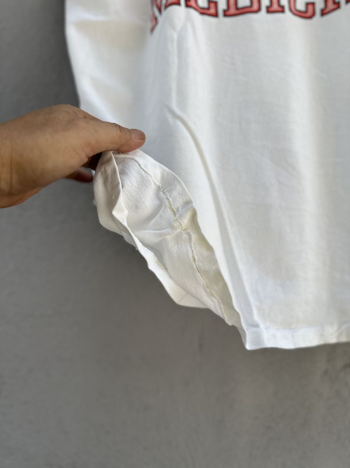 Champion Thrashed Vintage Champion Virginia Medicine Faded Tee Size US L / EU 52-54 / 3 - 8 Thumbnail