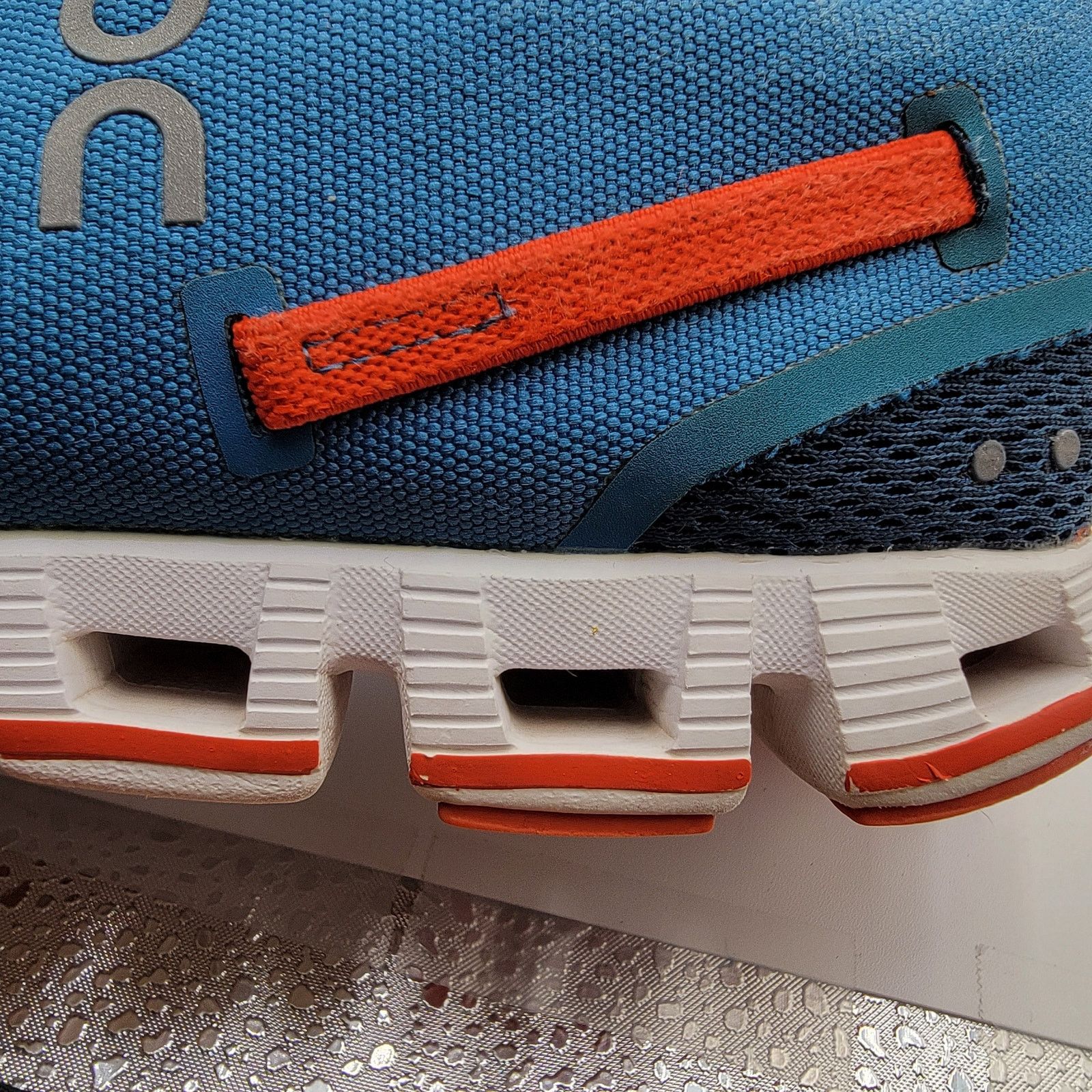 On On Running Mens Cloud Pacific/Sunset Sz 8 (154) Size US 8 / EU 41 - 12 Thumbnail