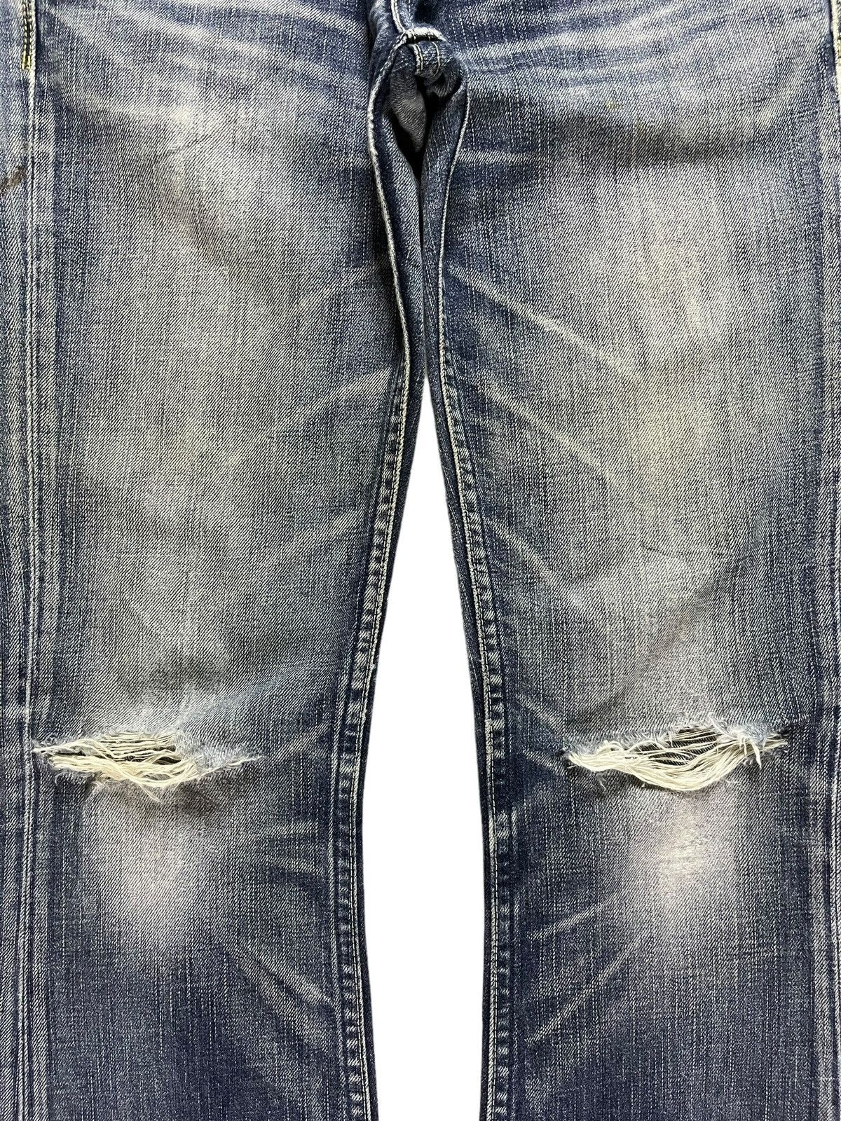 Vintage 90s Levis Star Faded Wash Distressed Flare Jeans