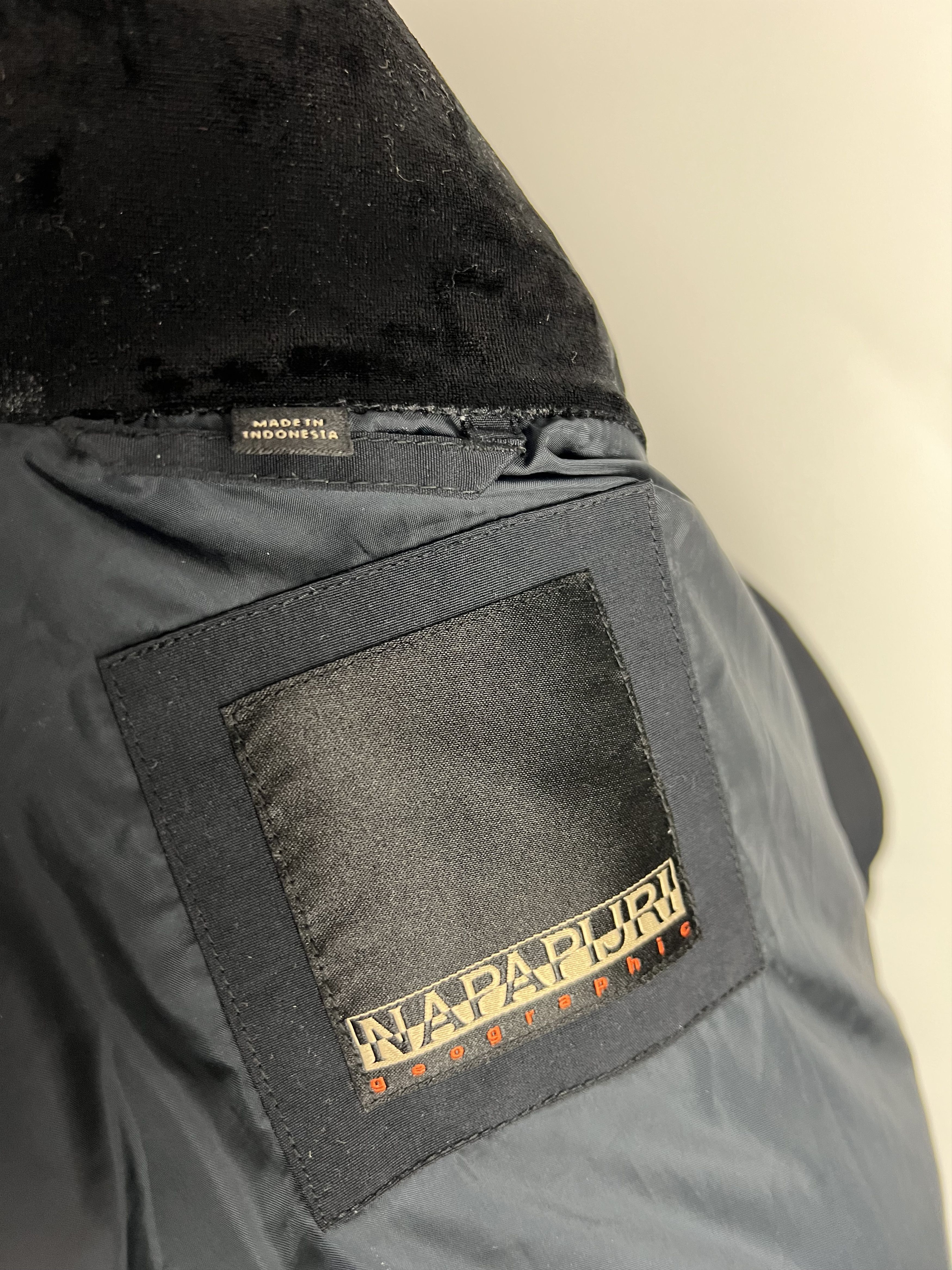 Napapijri NWT Napapijri Women's Black Velour Winter Jacket Size M Size M / US 6-8 / IT 42-44 - 12 Thumbnail