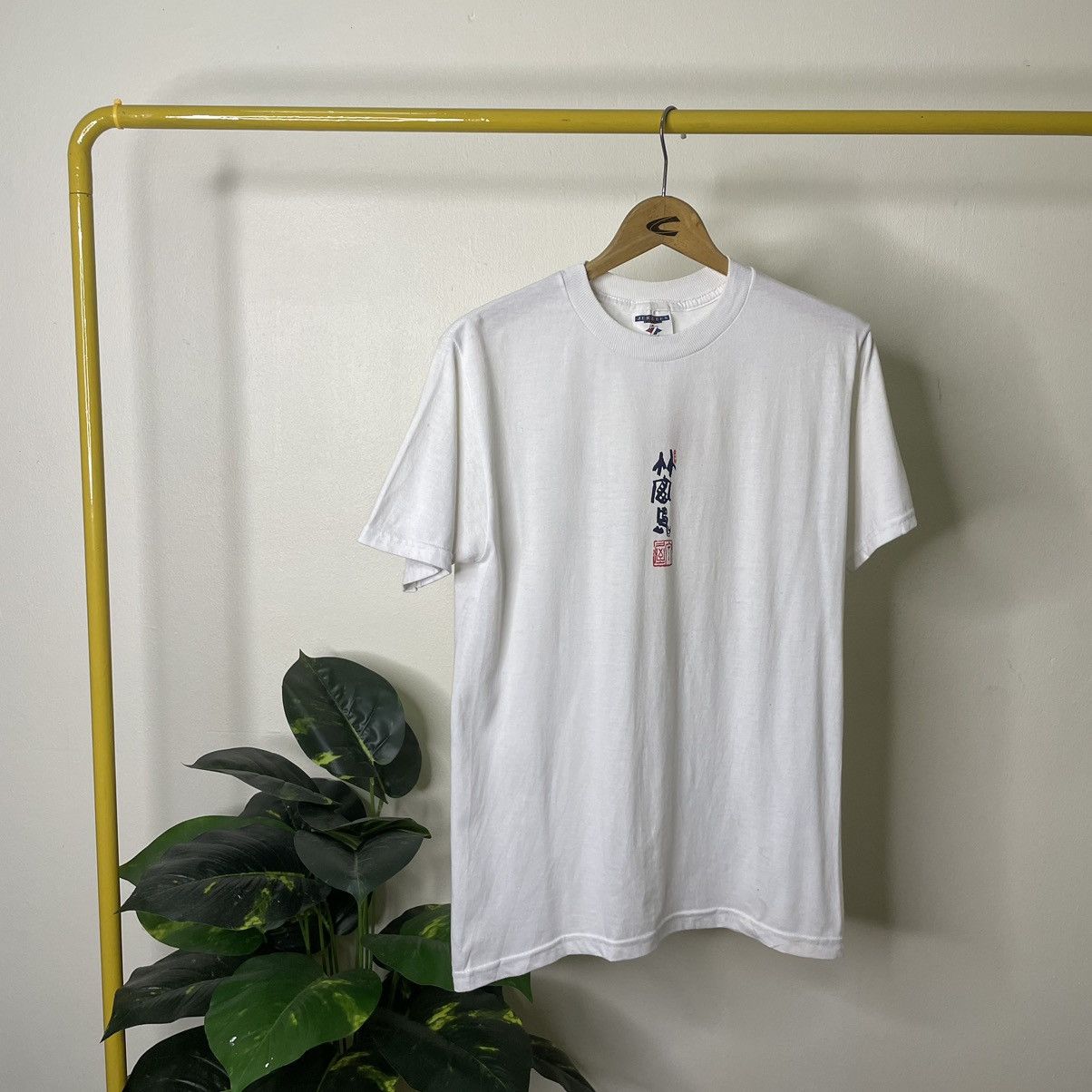 Japanese Brand × Vintage Vintage 1990s Japanese Motive Art T Shirt Size US S / EU 44-46 / 1 - 4 Thumbnail