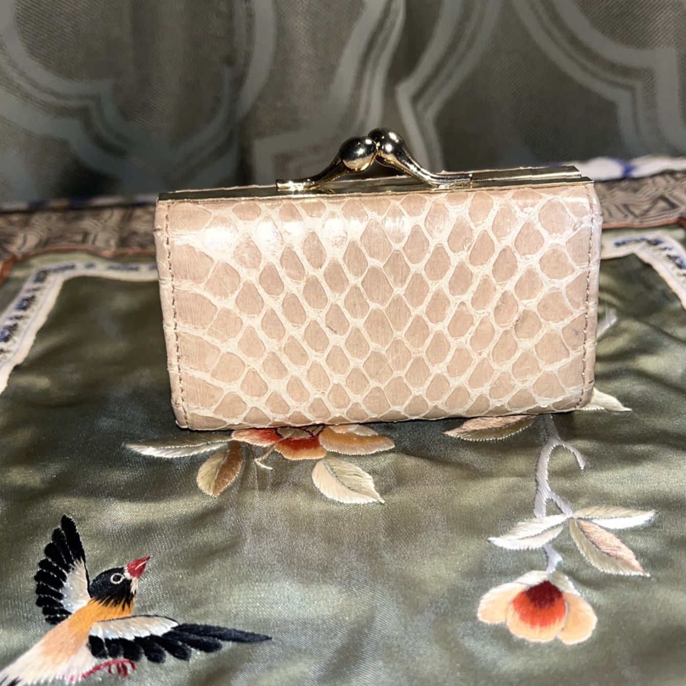 Vintage VINTAGE Kisslock Coin Purse Wallet Leather Tan Brown 3x2 Inch XS Animal Print Retro Women Coin Wallet XS Brown Womens Retro 60s 70s Size ONE SIZE - 3 Thumbnail