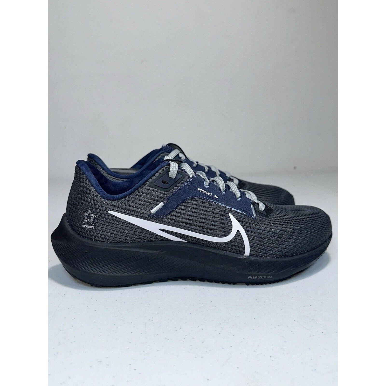 Nike Nike Air Zoom Pegasus 40 Dallas Cowboys 6 Womens 7.5 Grey Size US 6 / EU 39 - 1 Thumbnail