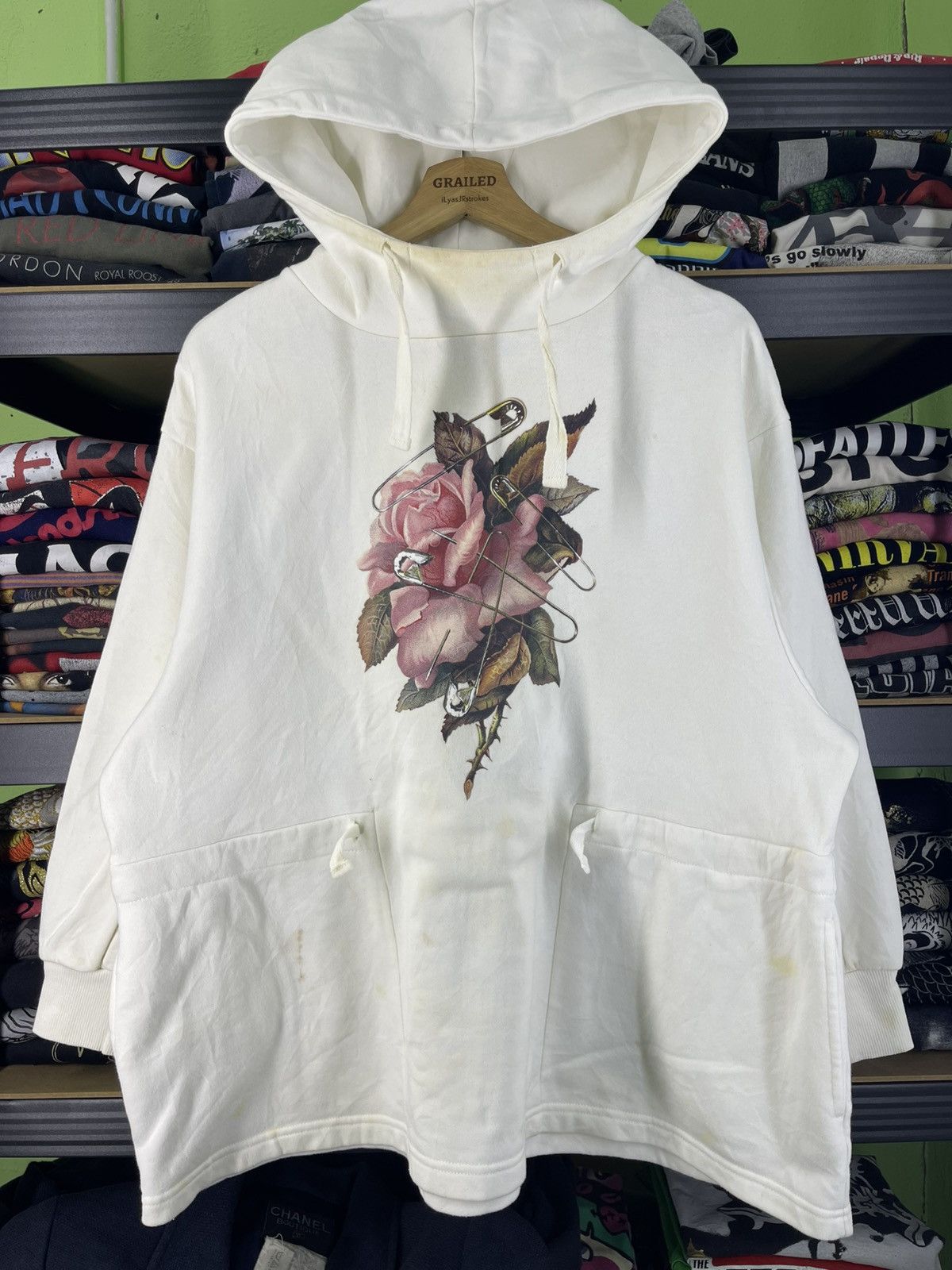GU × Undercover GU x Undercover hoodie with a rose and safety pin hoodie Size M / US 6-8 / IT 42-44 - 1 Thumbnail