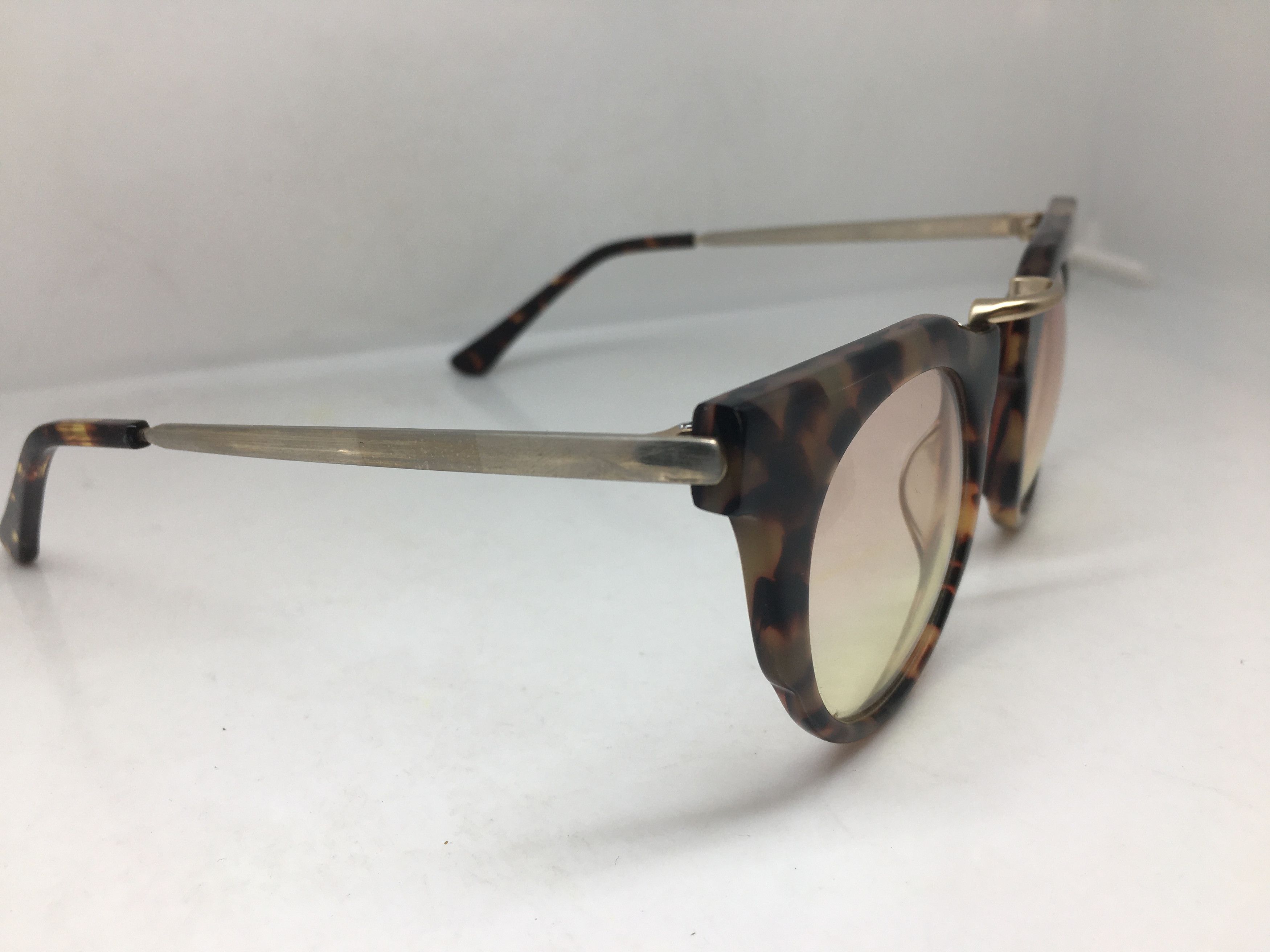 Vintage Vintage Tortoise Acetate Sunglasses Frame Size ONE SIZE - 2 Thumbnail