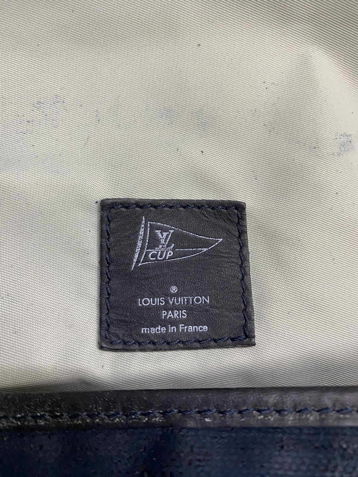 Louis Vuitton Authentic Louis Vuitton LV cup Mssenger bag STICKY Size ONE SIZE - 16 Thumbnail